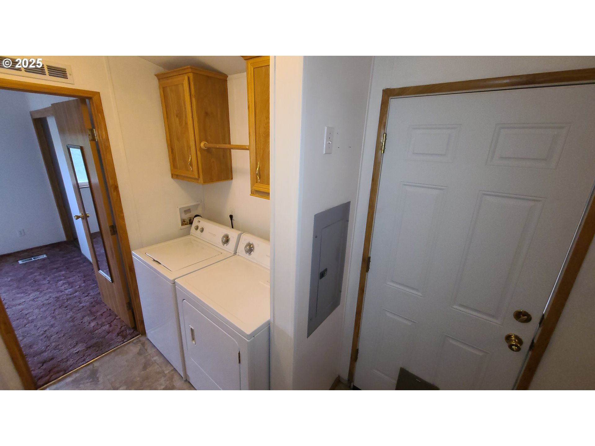 property viewer photo 12