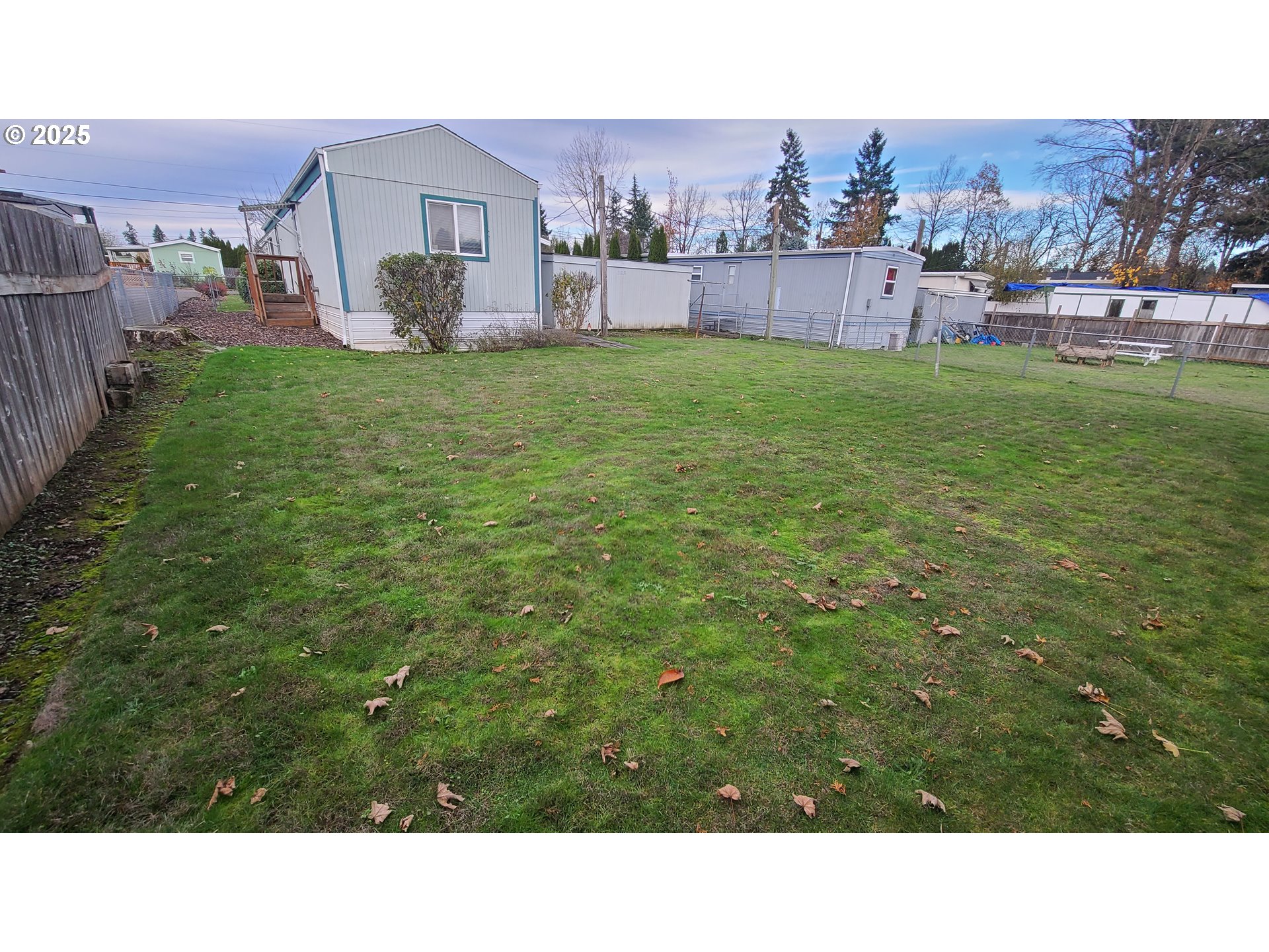 property viewer photo 3