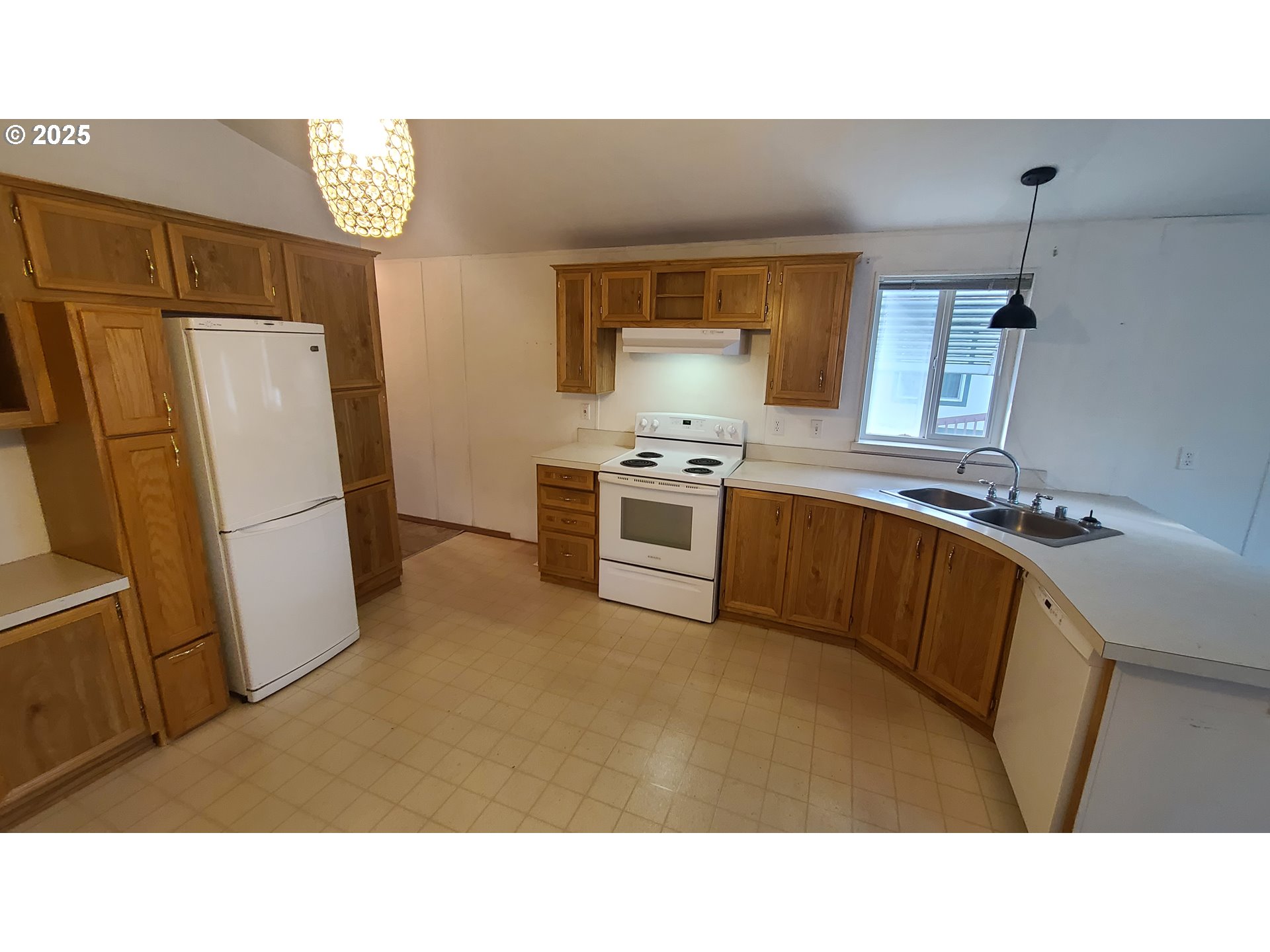 property viewer photo 8