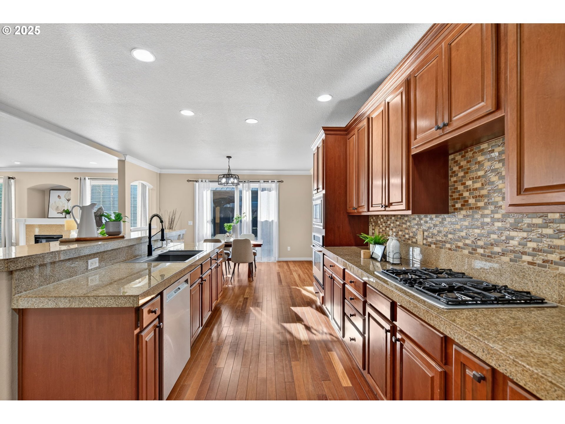 property viewer photo 14