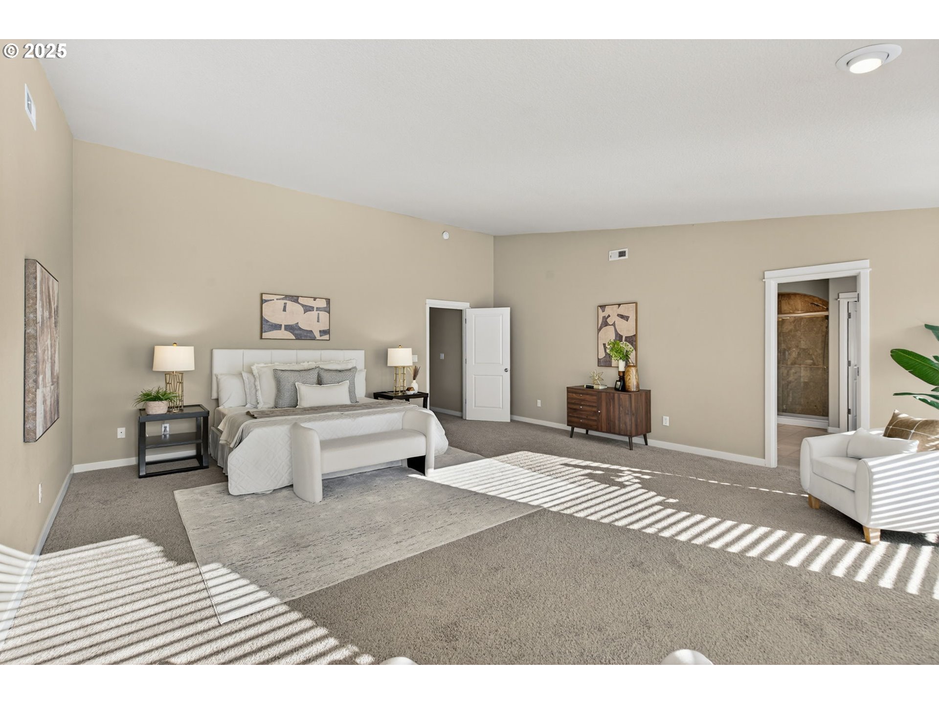 property viewer photo 21