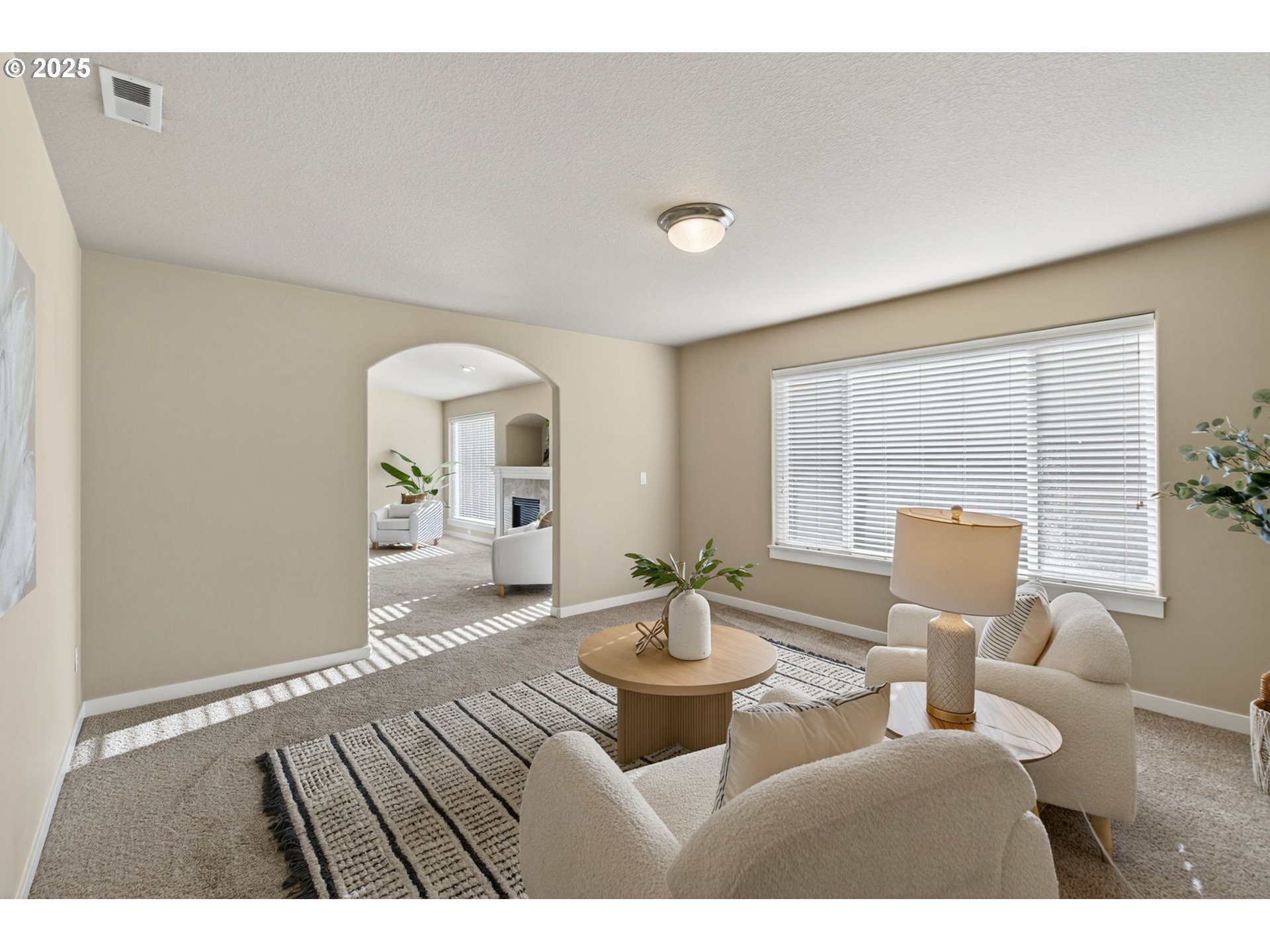 property viewer photo 27