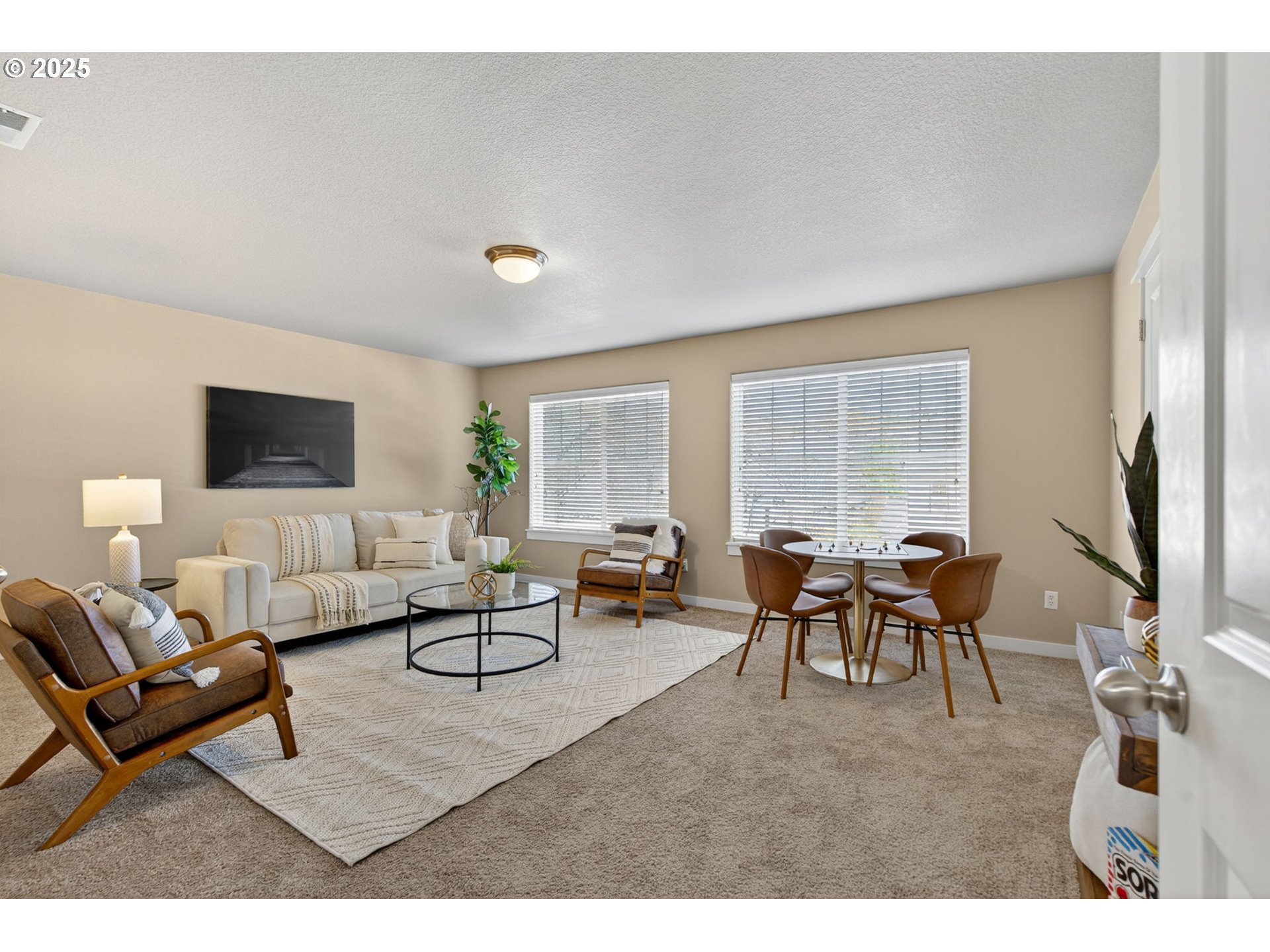 property viewer photo 34