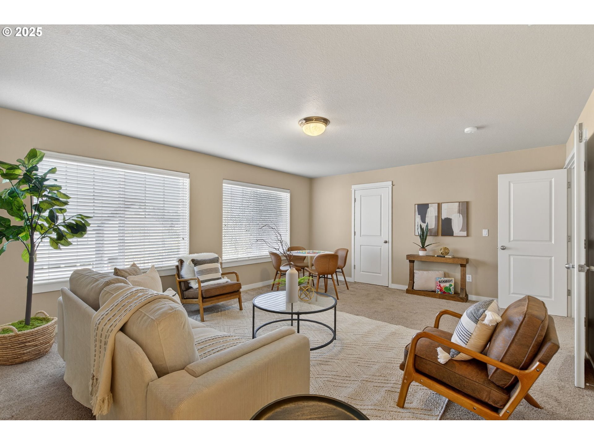 property viewer photo 35