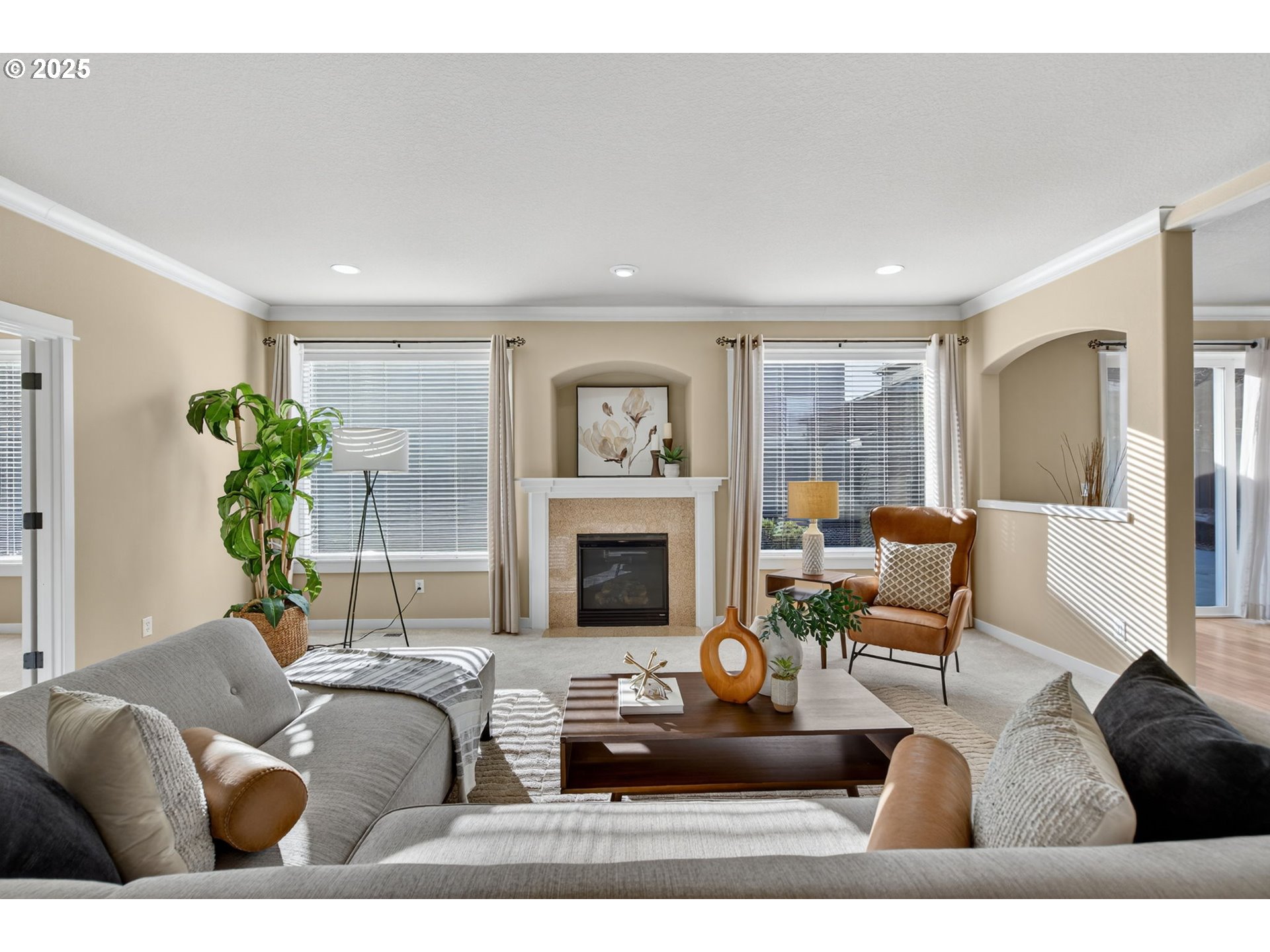 property viewer photo 7