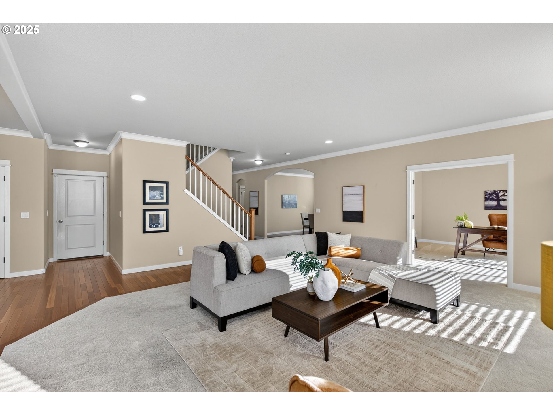 property viewer photo 9