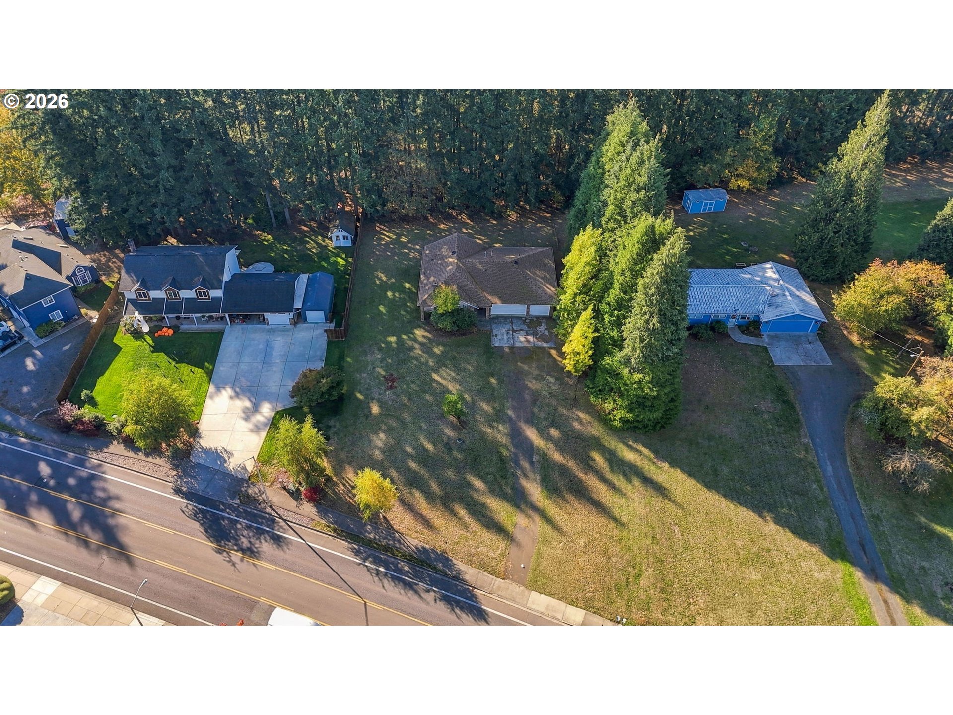 main property photo 34