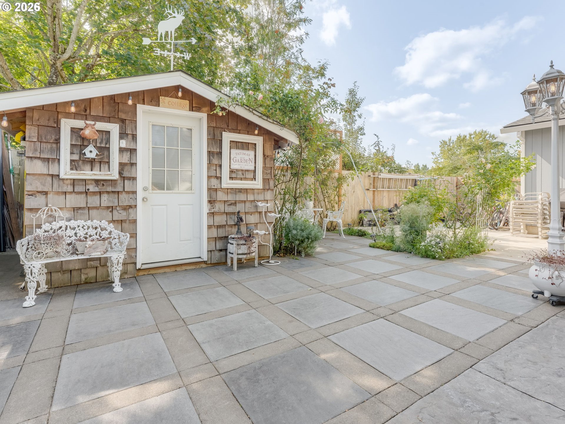 main property photo 20