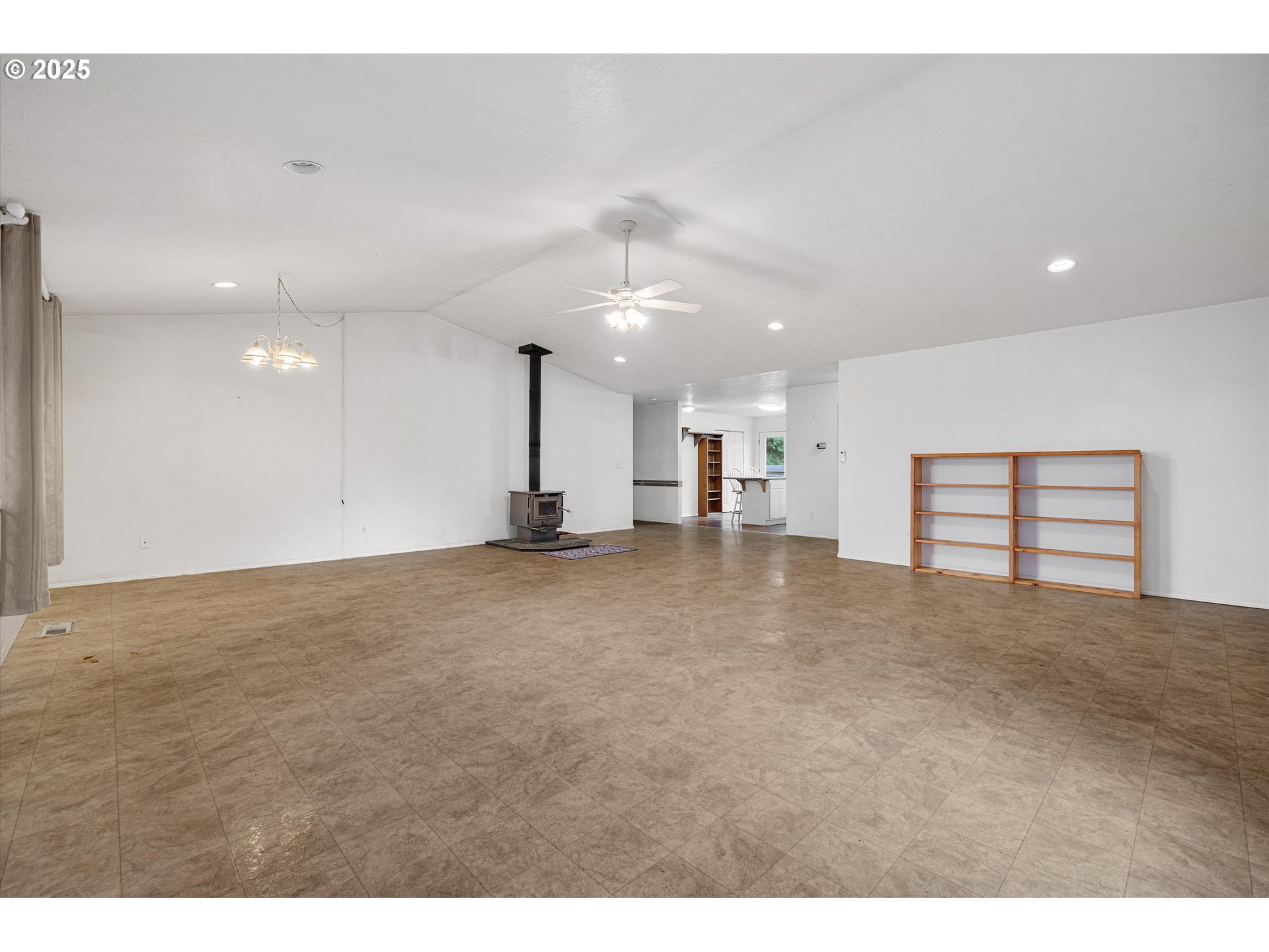 property viewer photo 5