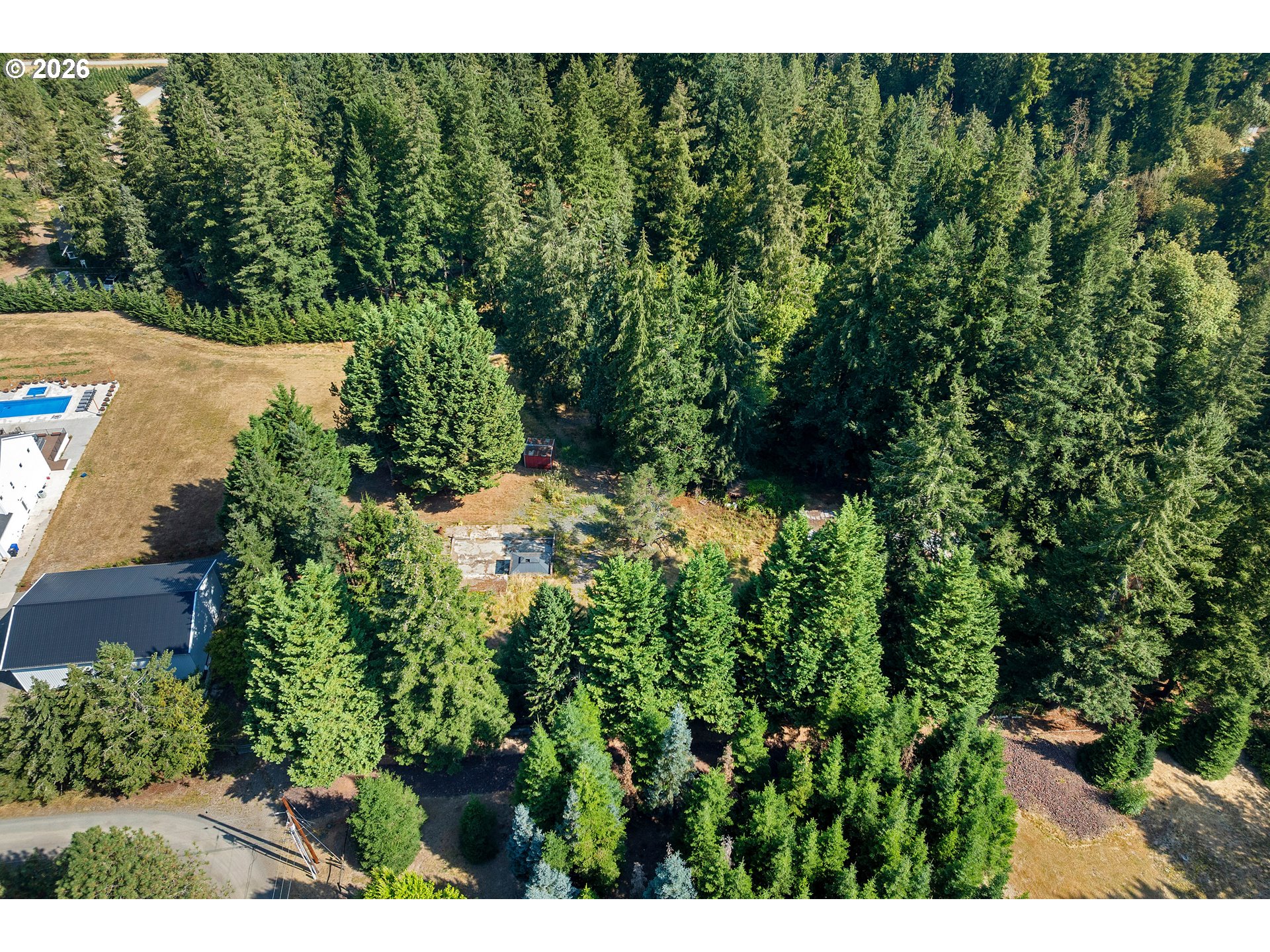 main property photo 23