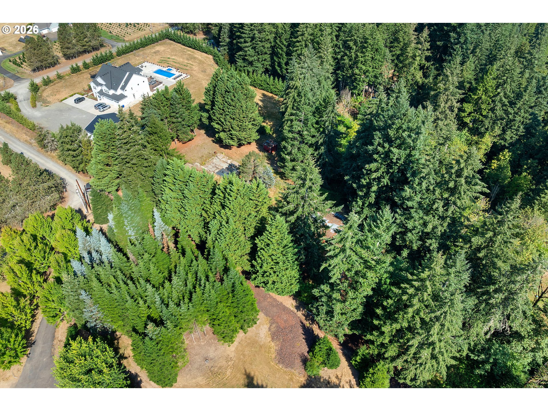main property photo 24