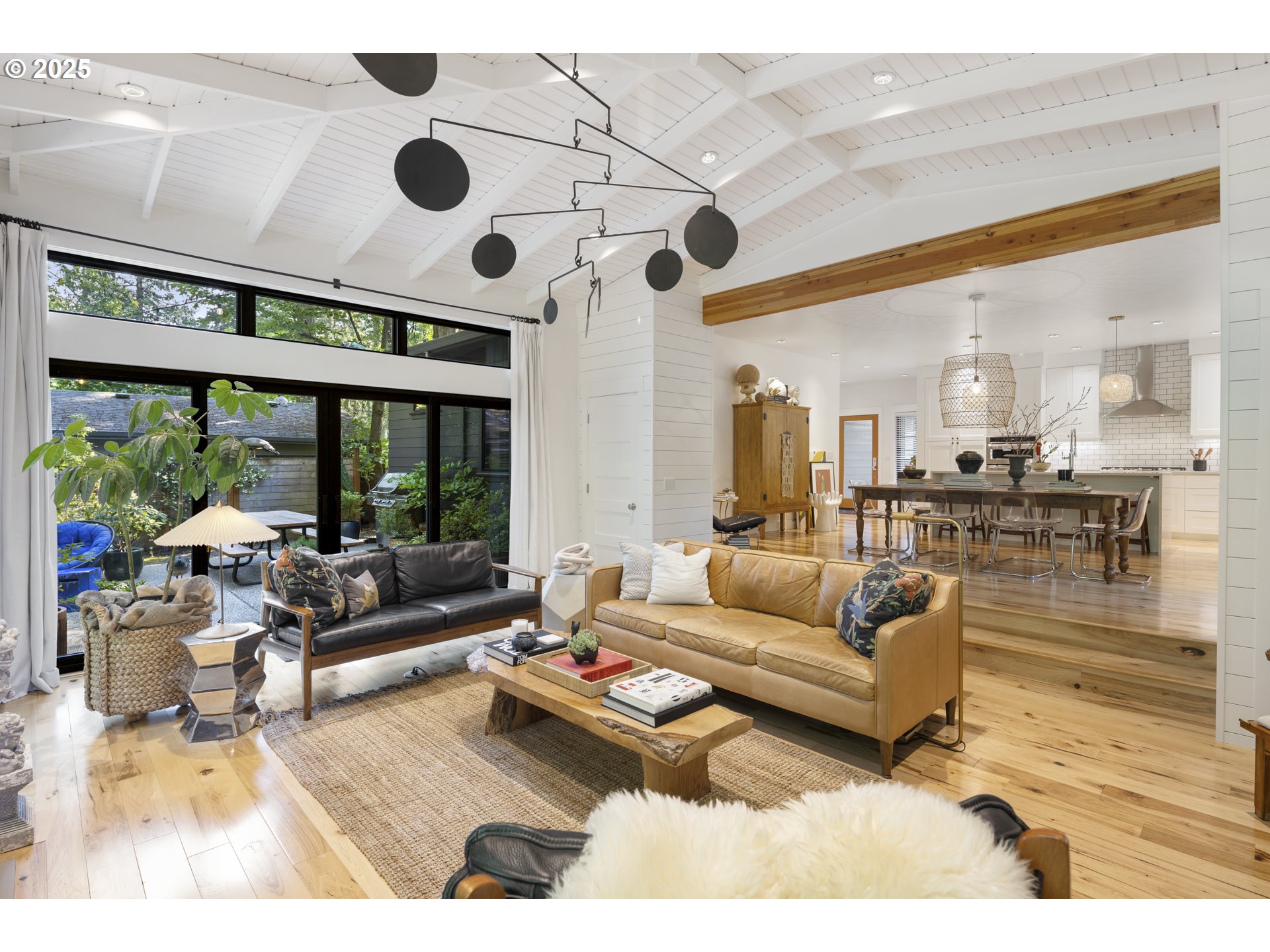 property viewer photo 11
