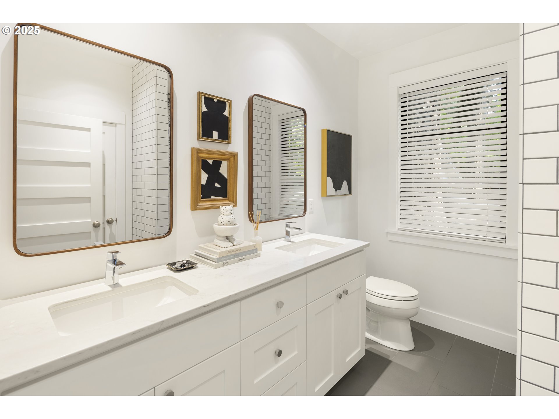 property viewer photo 14