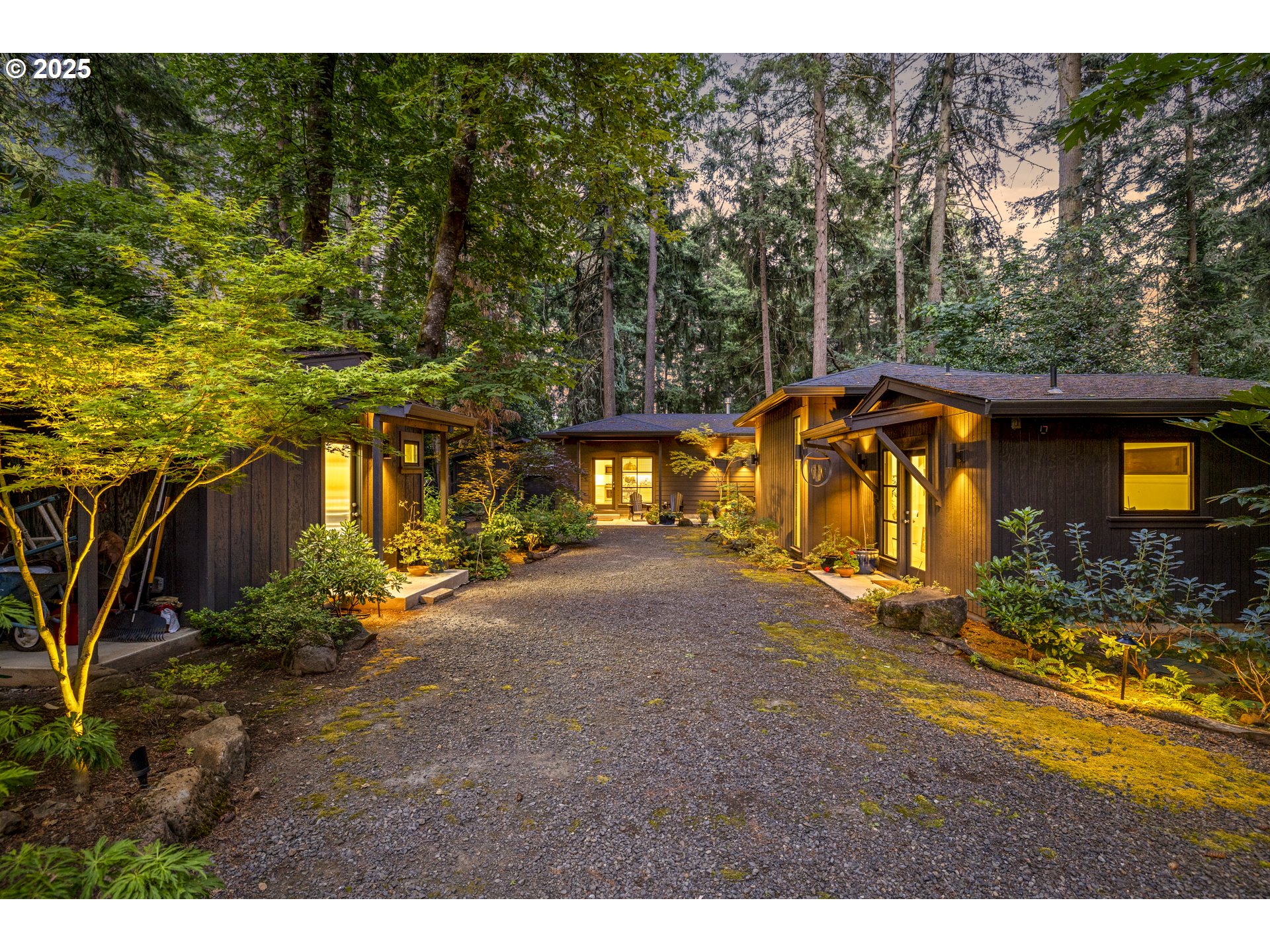property viewer photo 2