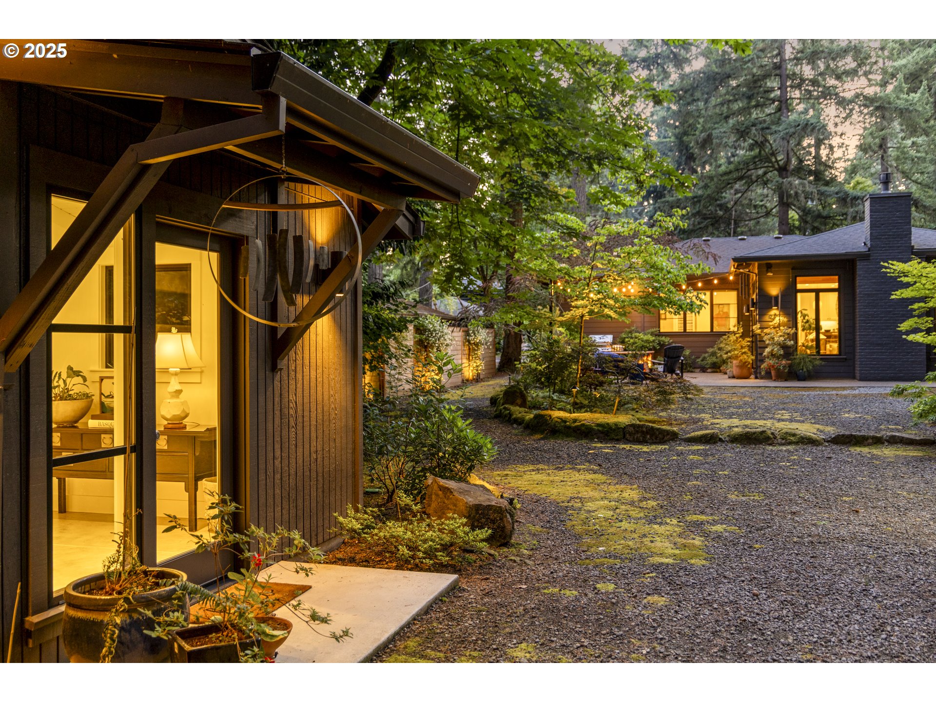 property viewer photo 20