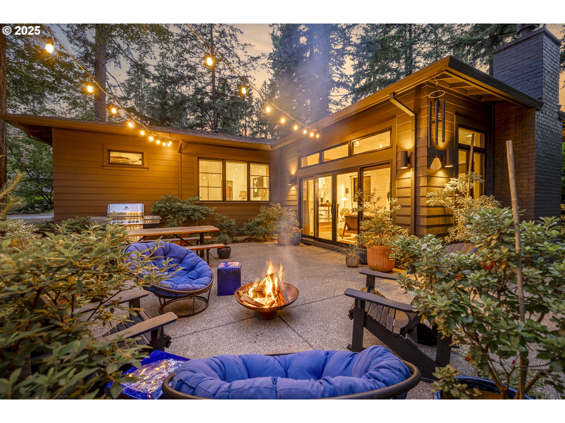 property viewer photo 3