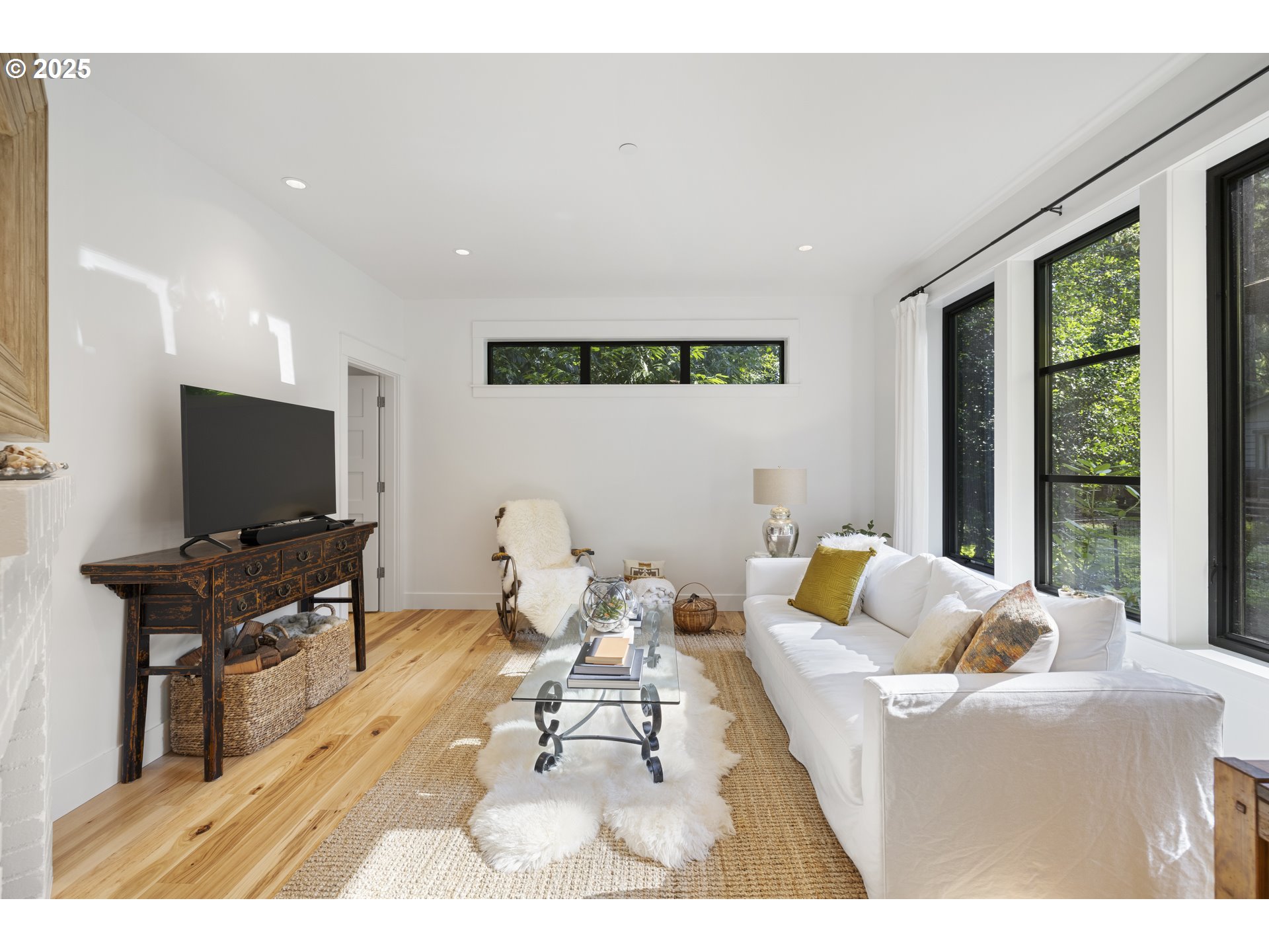 property viewer photo 33