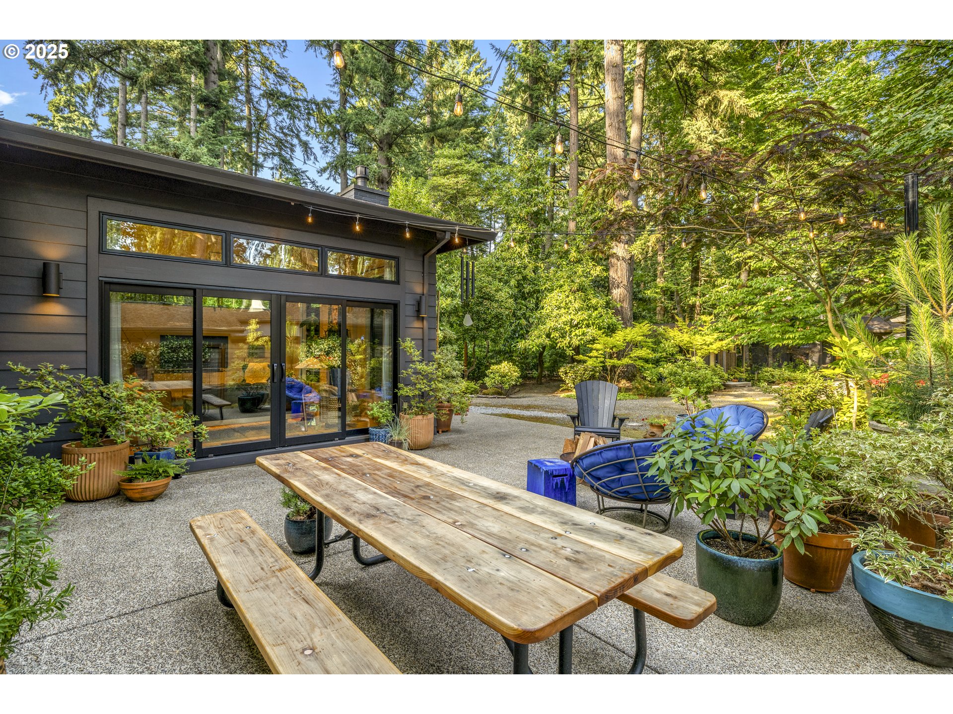 property viewer photo 43