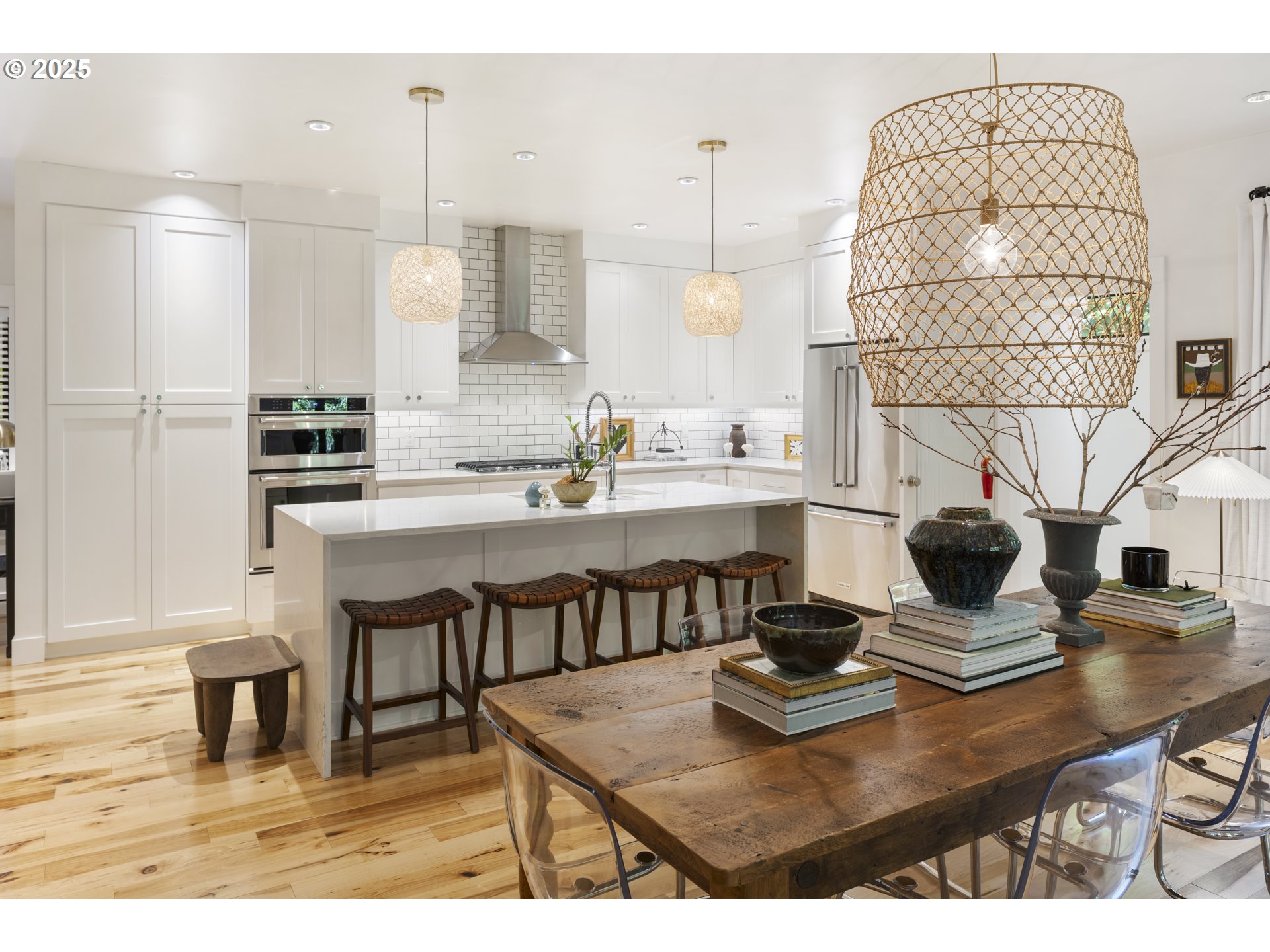 property viewer photo 7