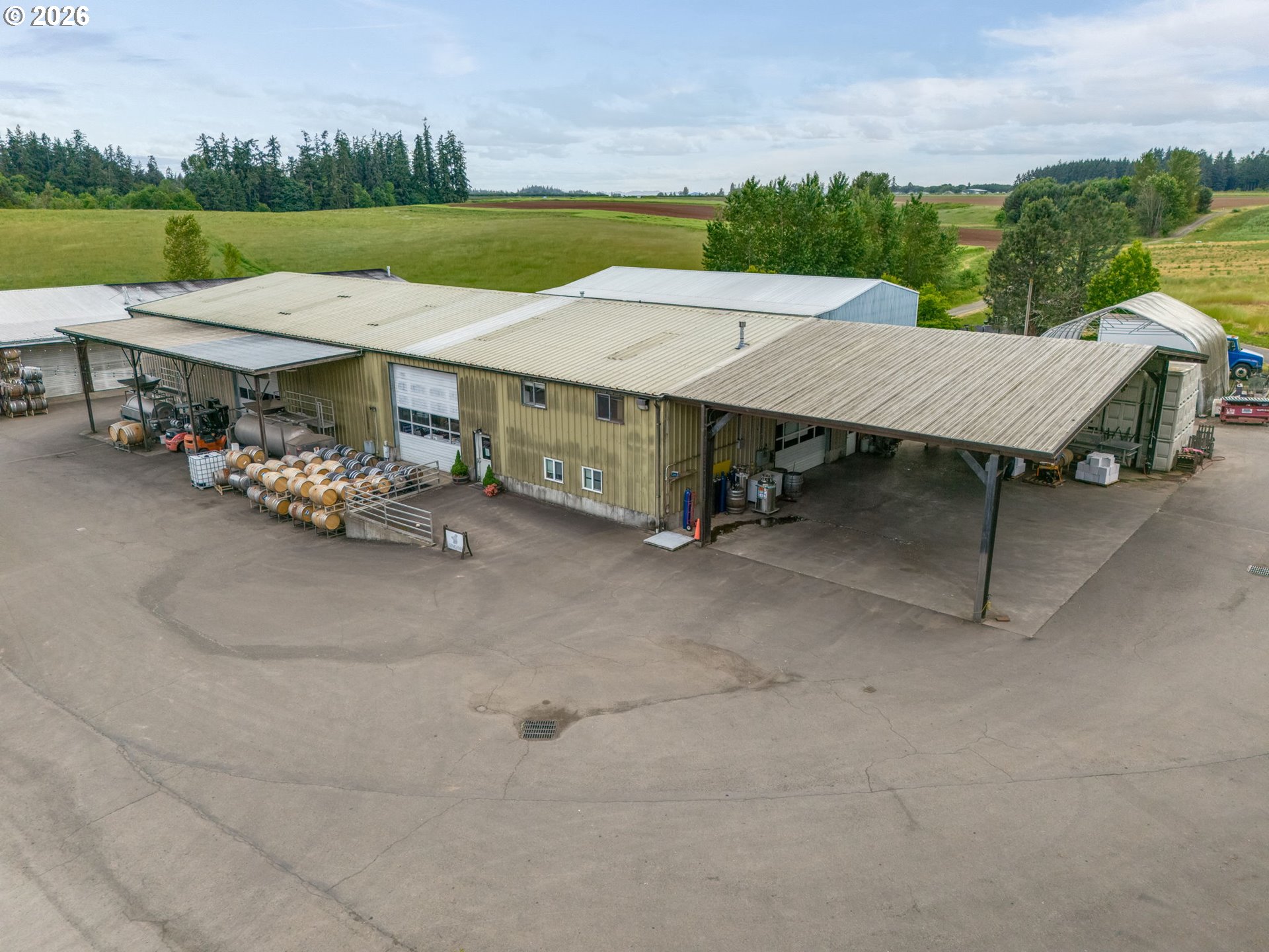 main property photo 17