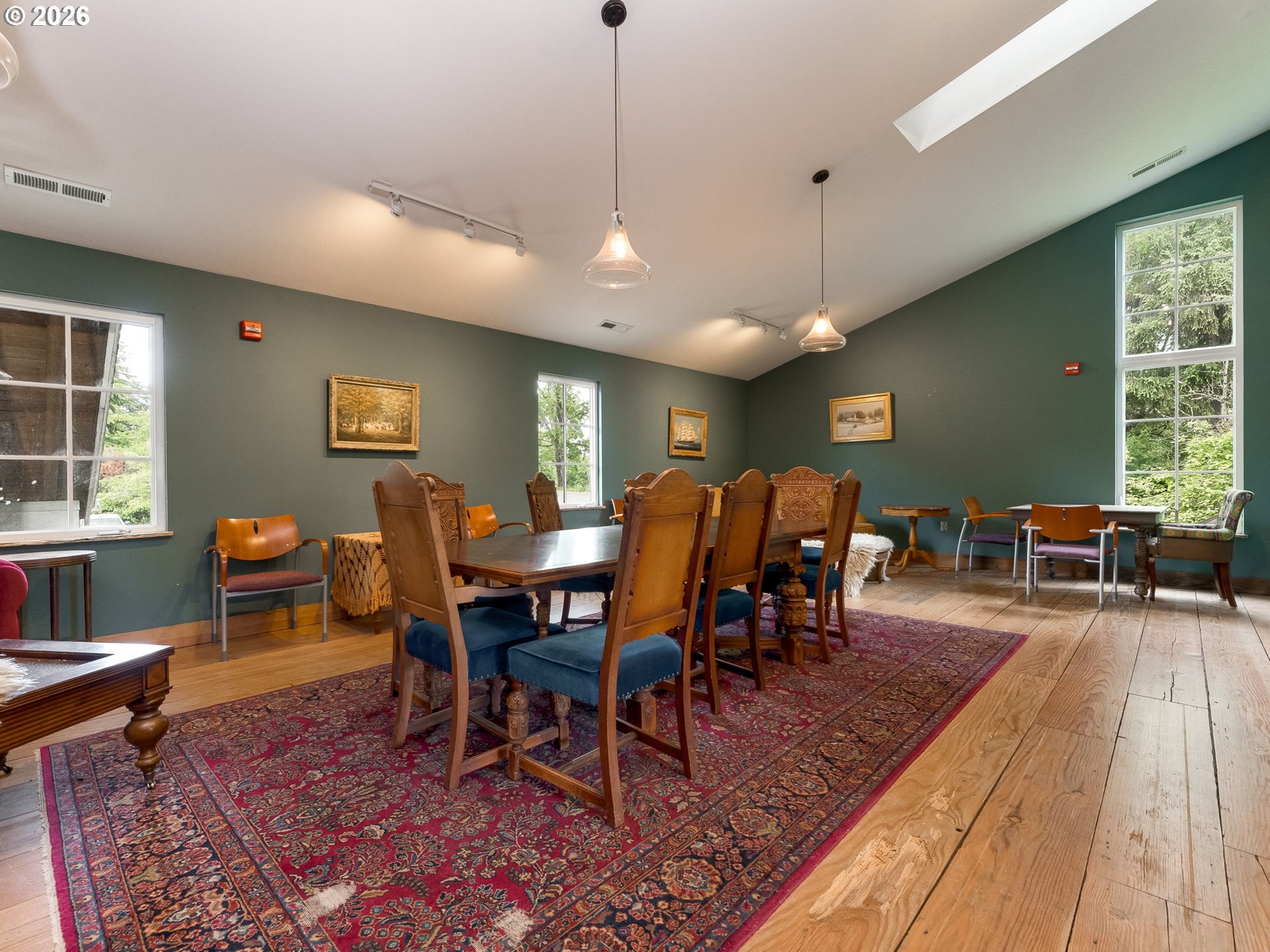 main property photo 30