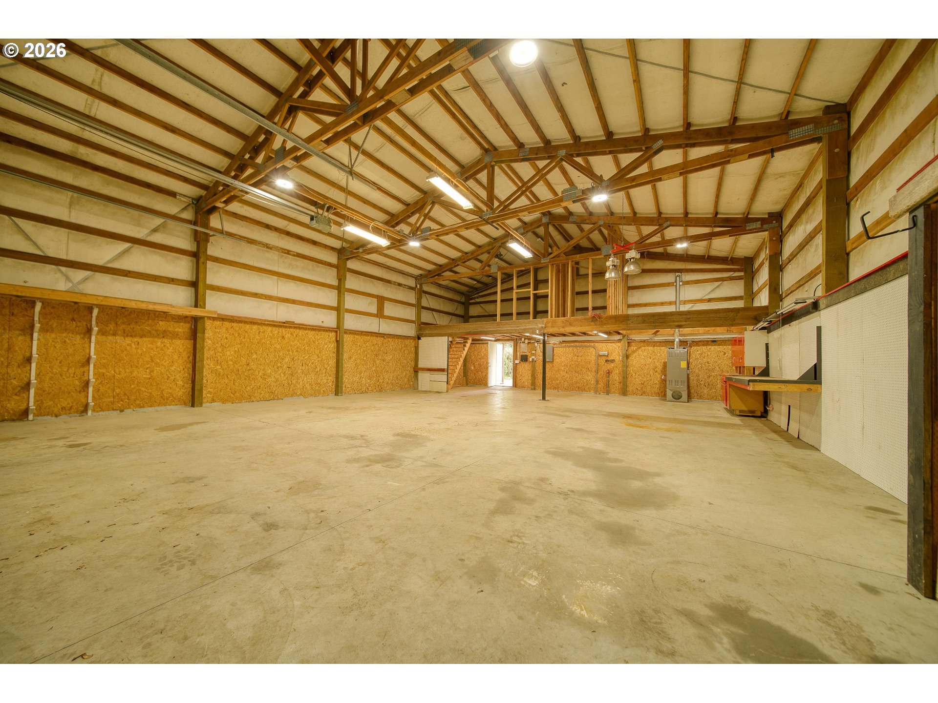 main property photo 39