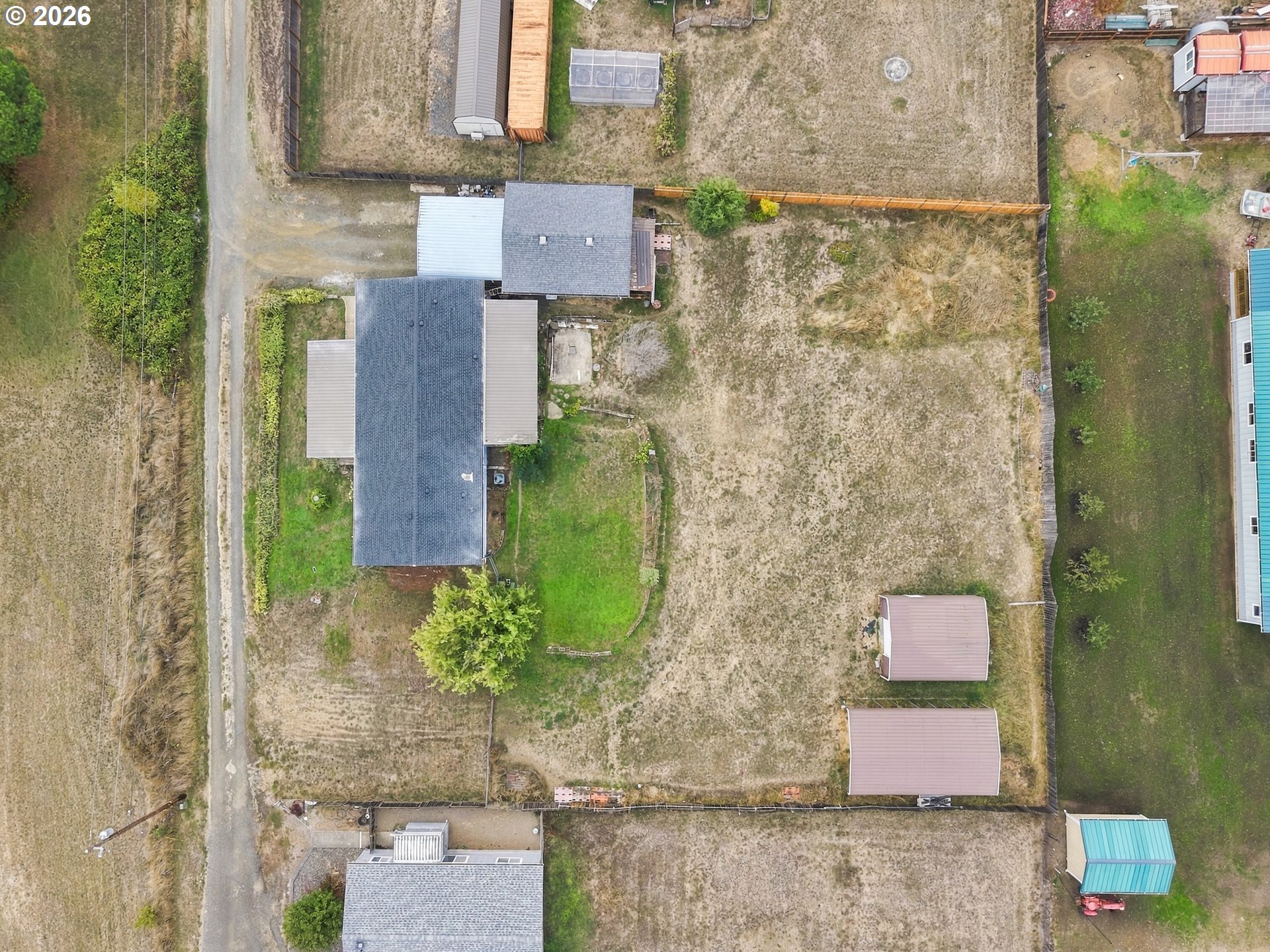 main property photo 38