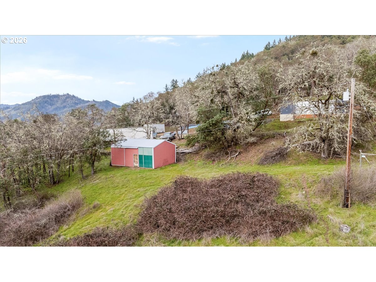 main property photo 24