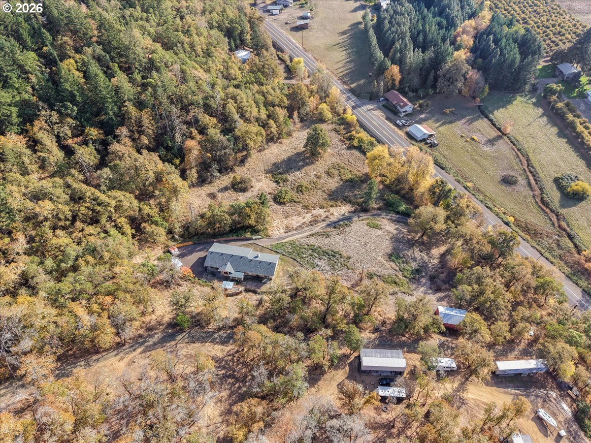 main property photo 44