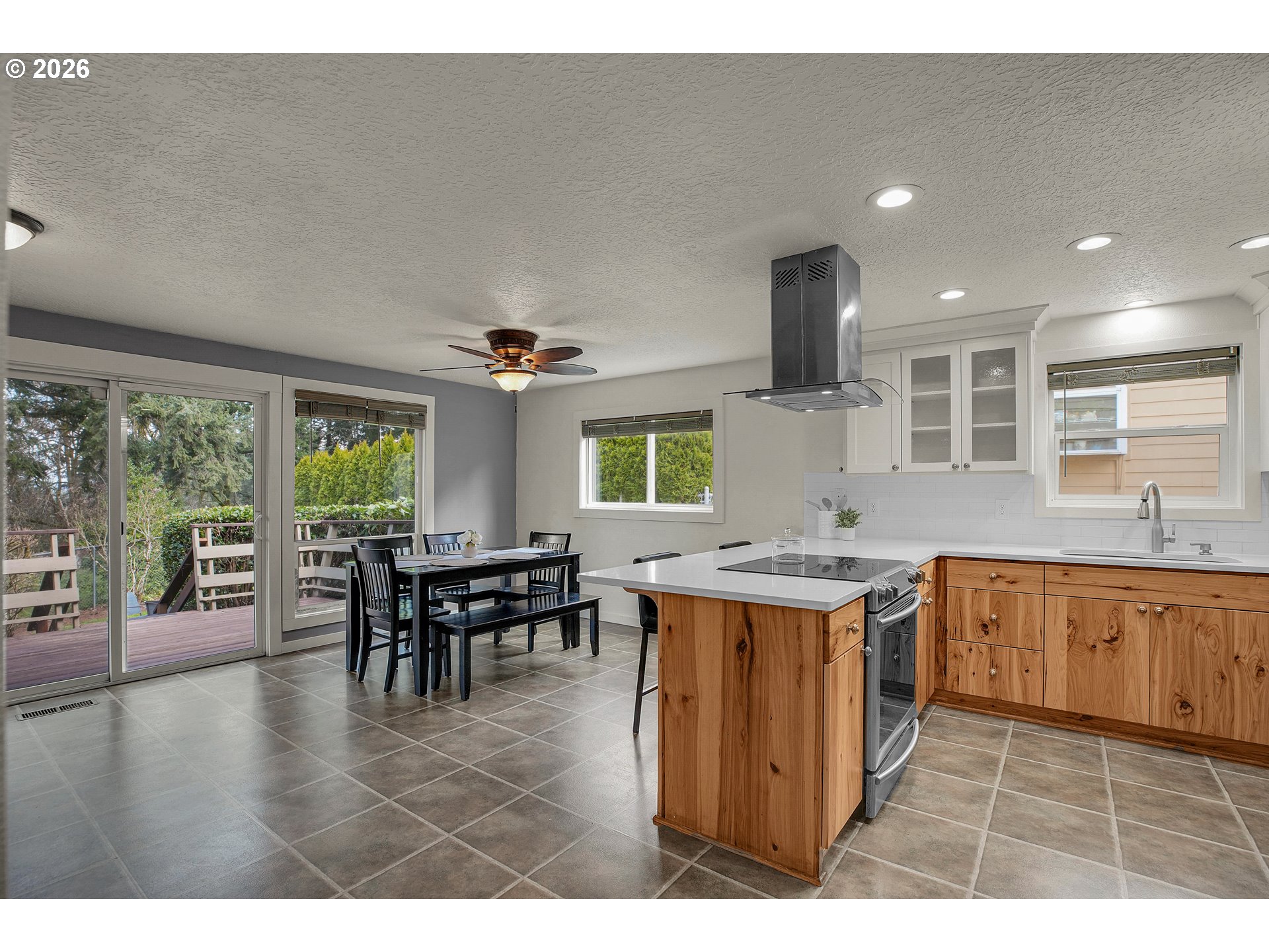 property viewer photo 12