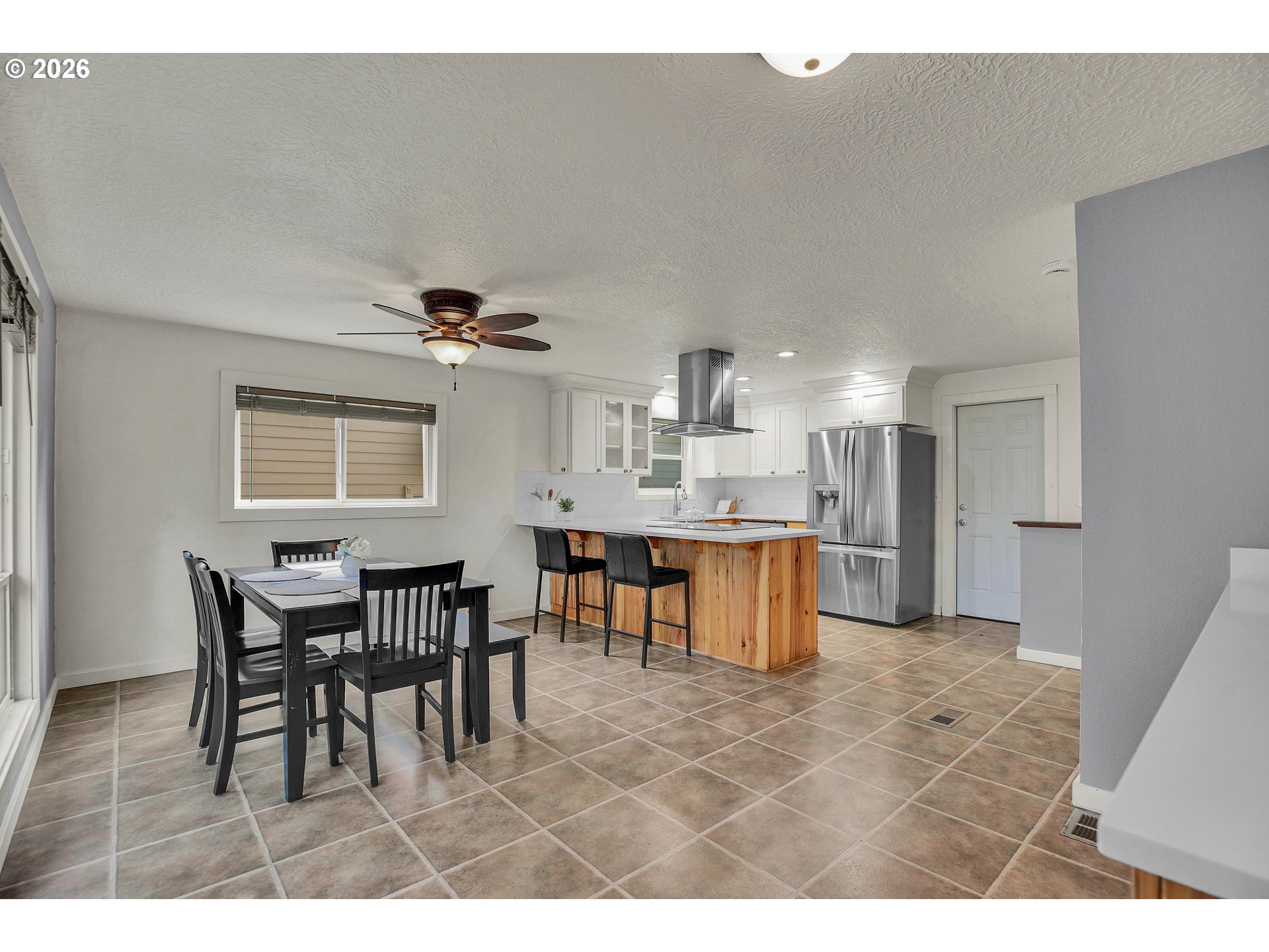 property viewer photo 13