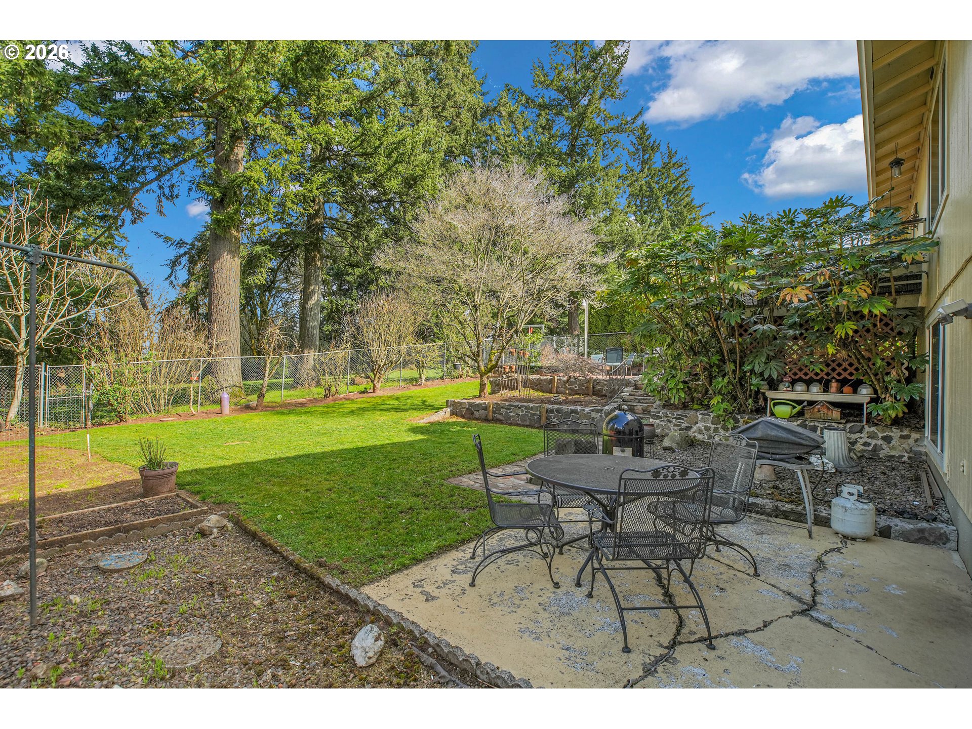 property viewer photo 39