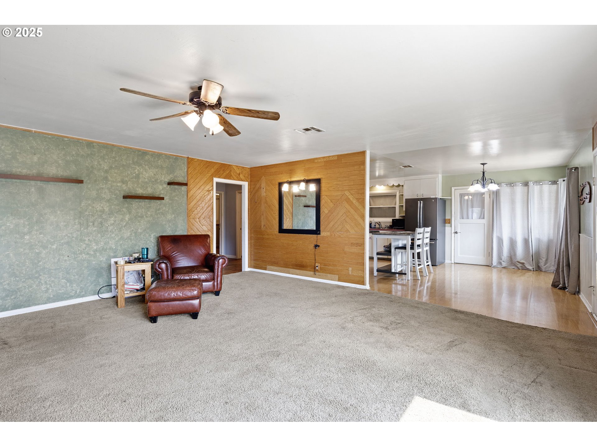 property viewer photo 10