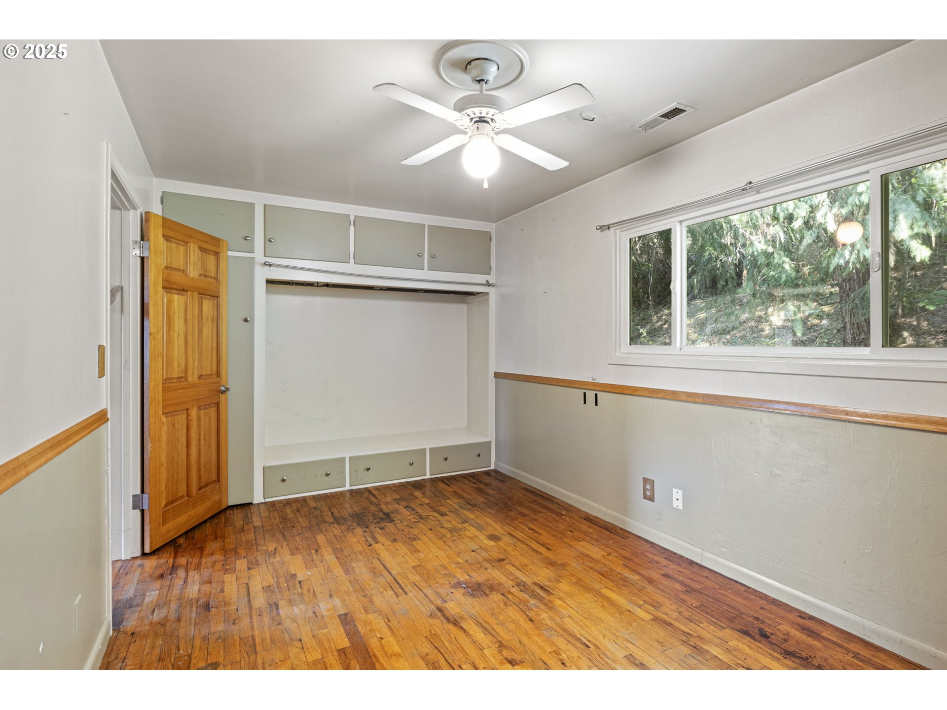 property viewer photo 28