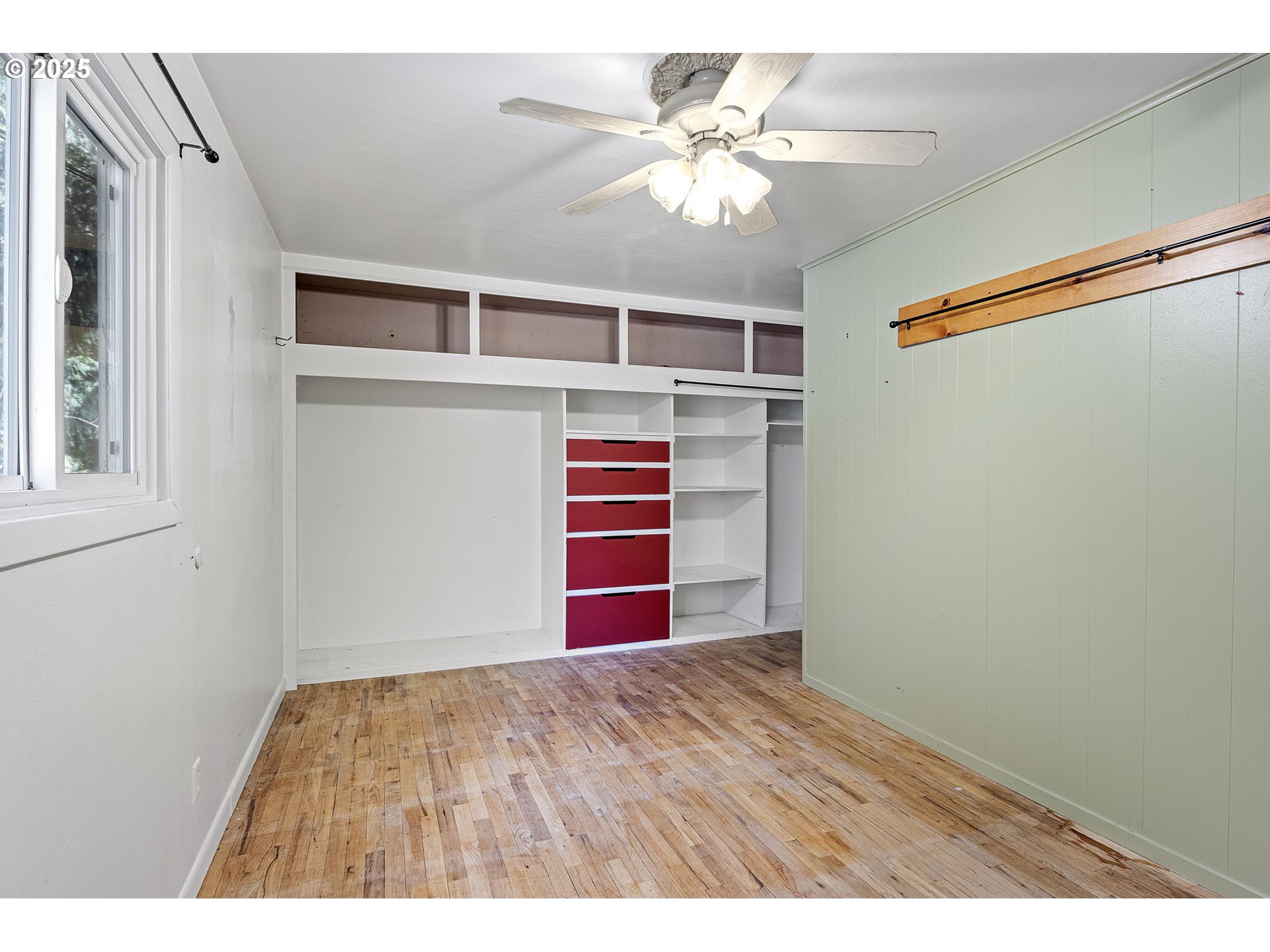 property viewer photo 30
