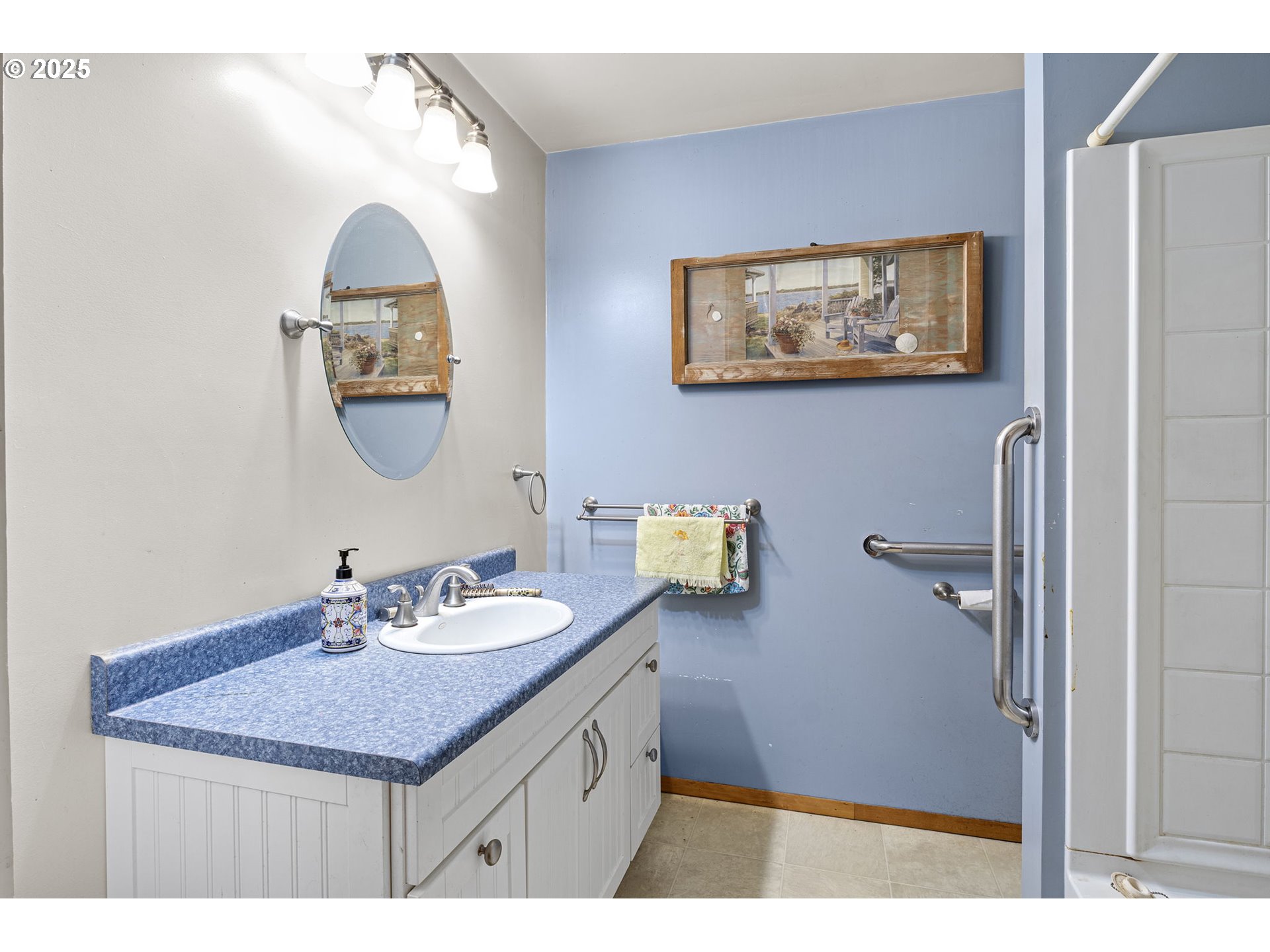 property viewer photo 32