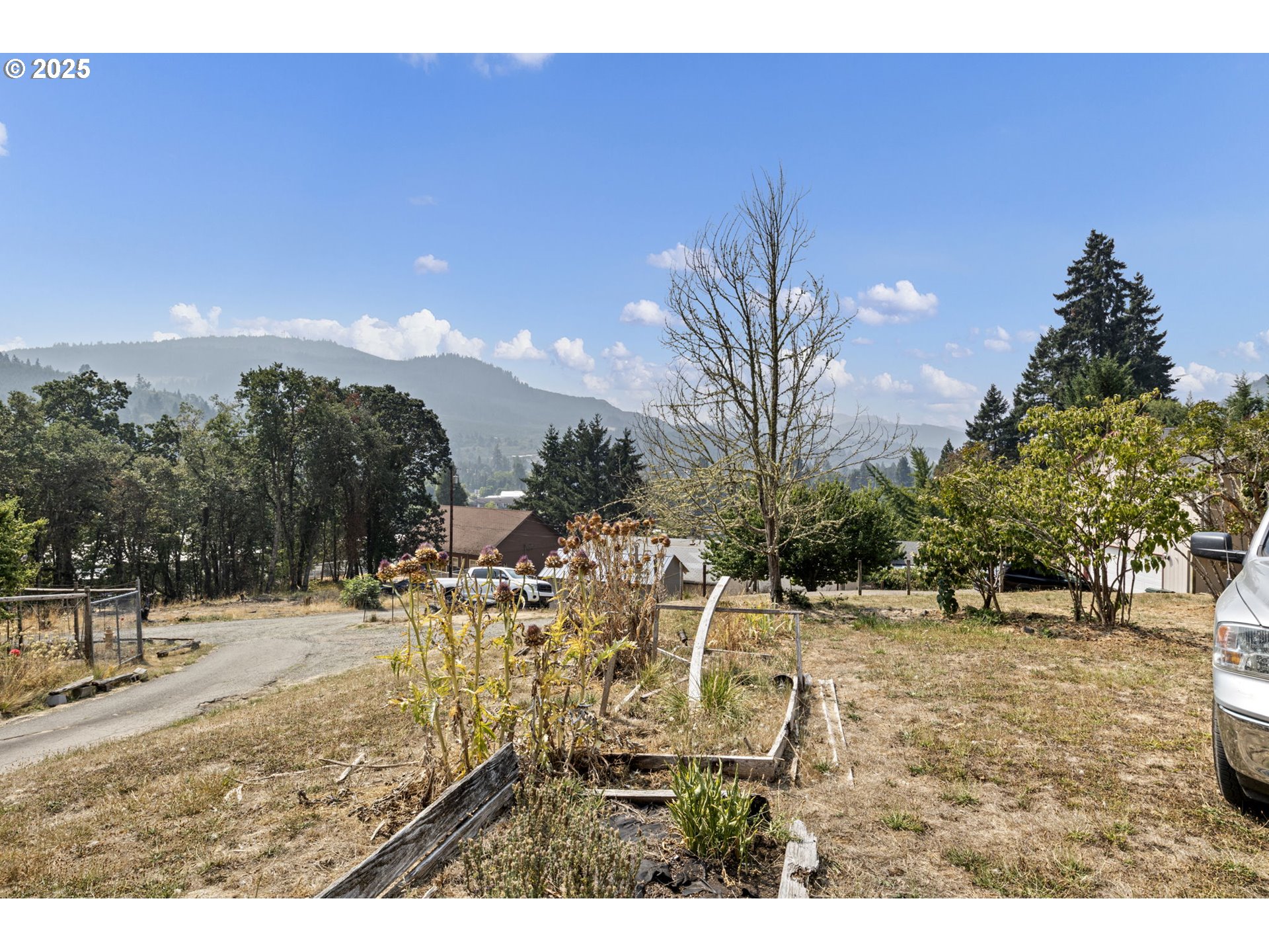 property viewer photo 40