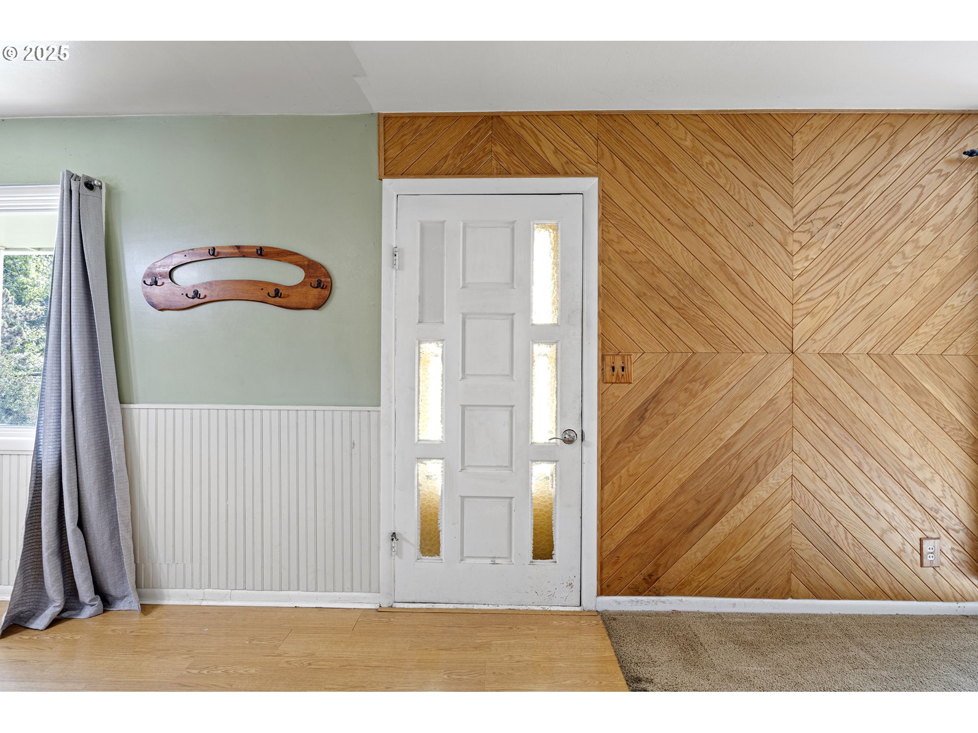 property viewer photo 8