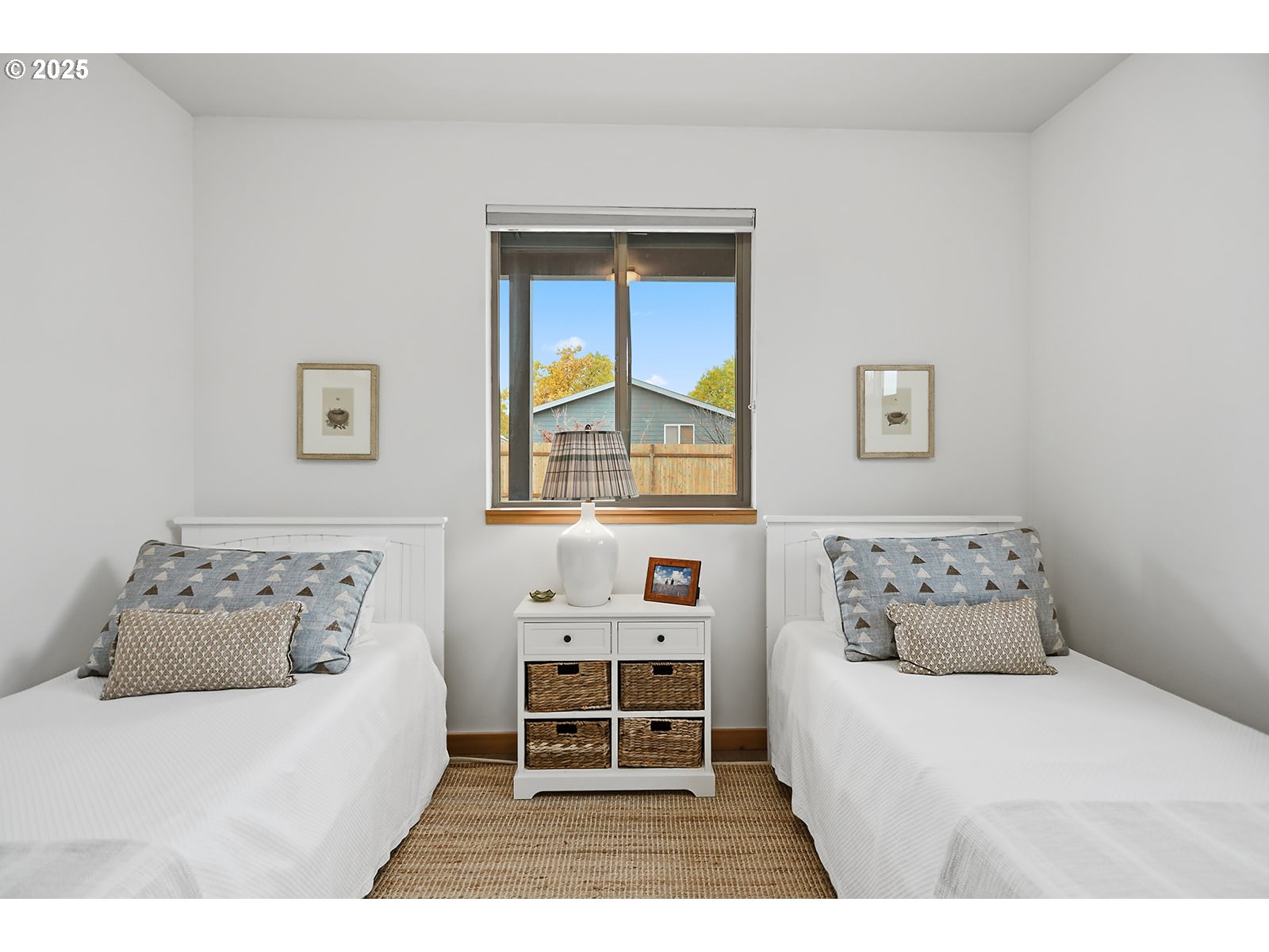property viewer photo 18