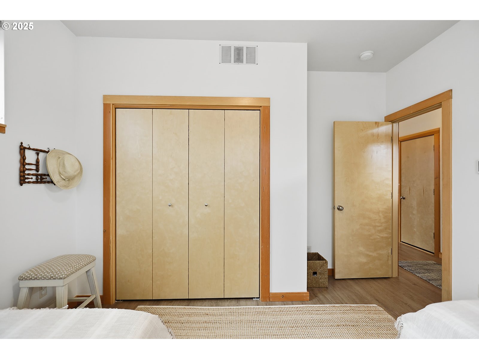 property viewer photo 19
