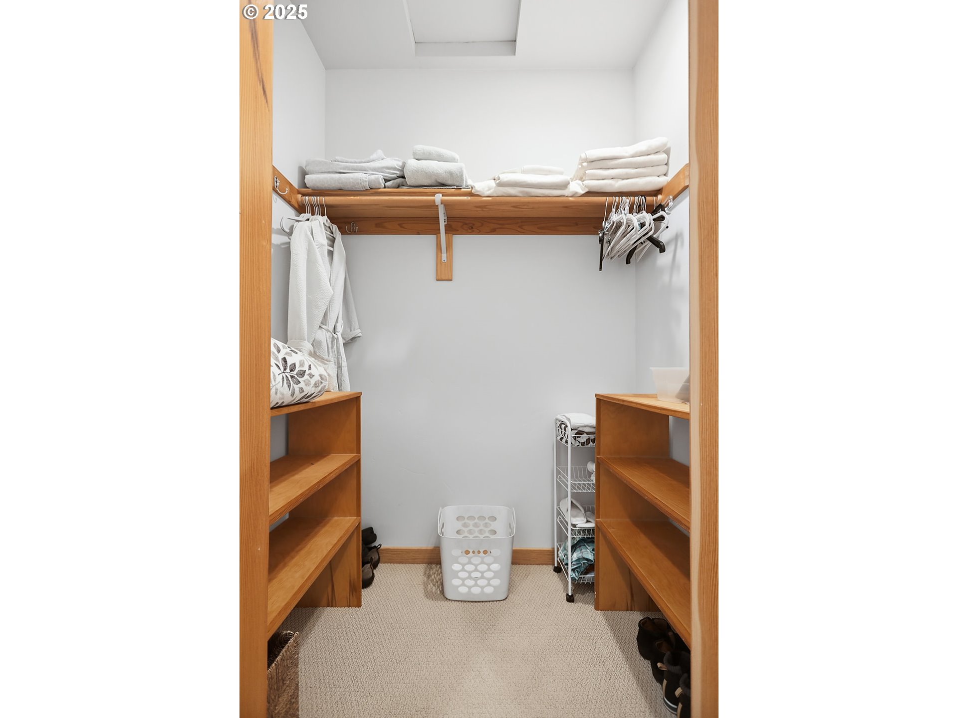 property viewer photo 24