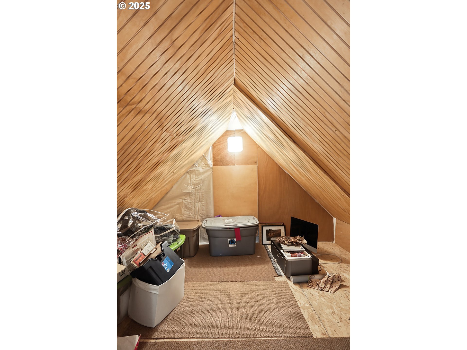 property viewer photo 25