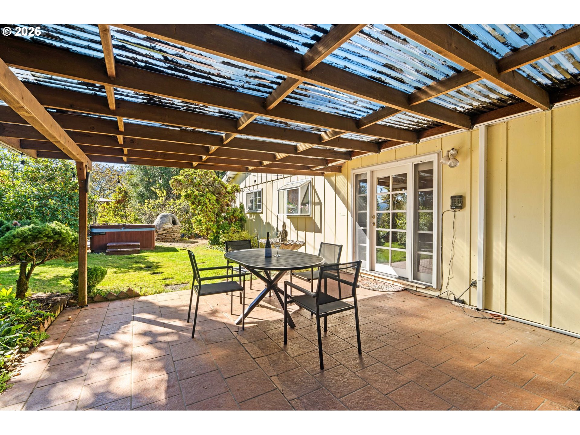main property photo 33