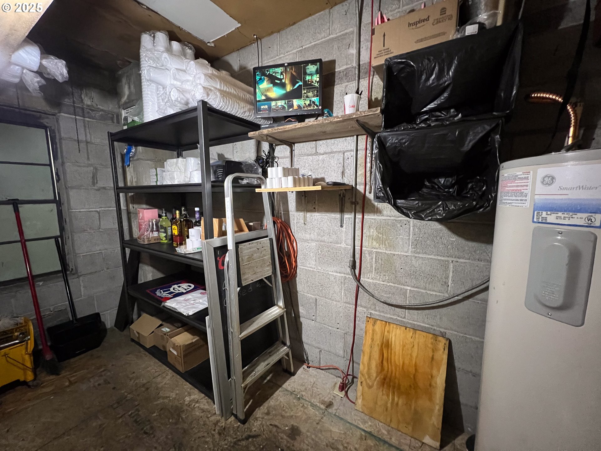 main property photo 19
