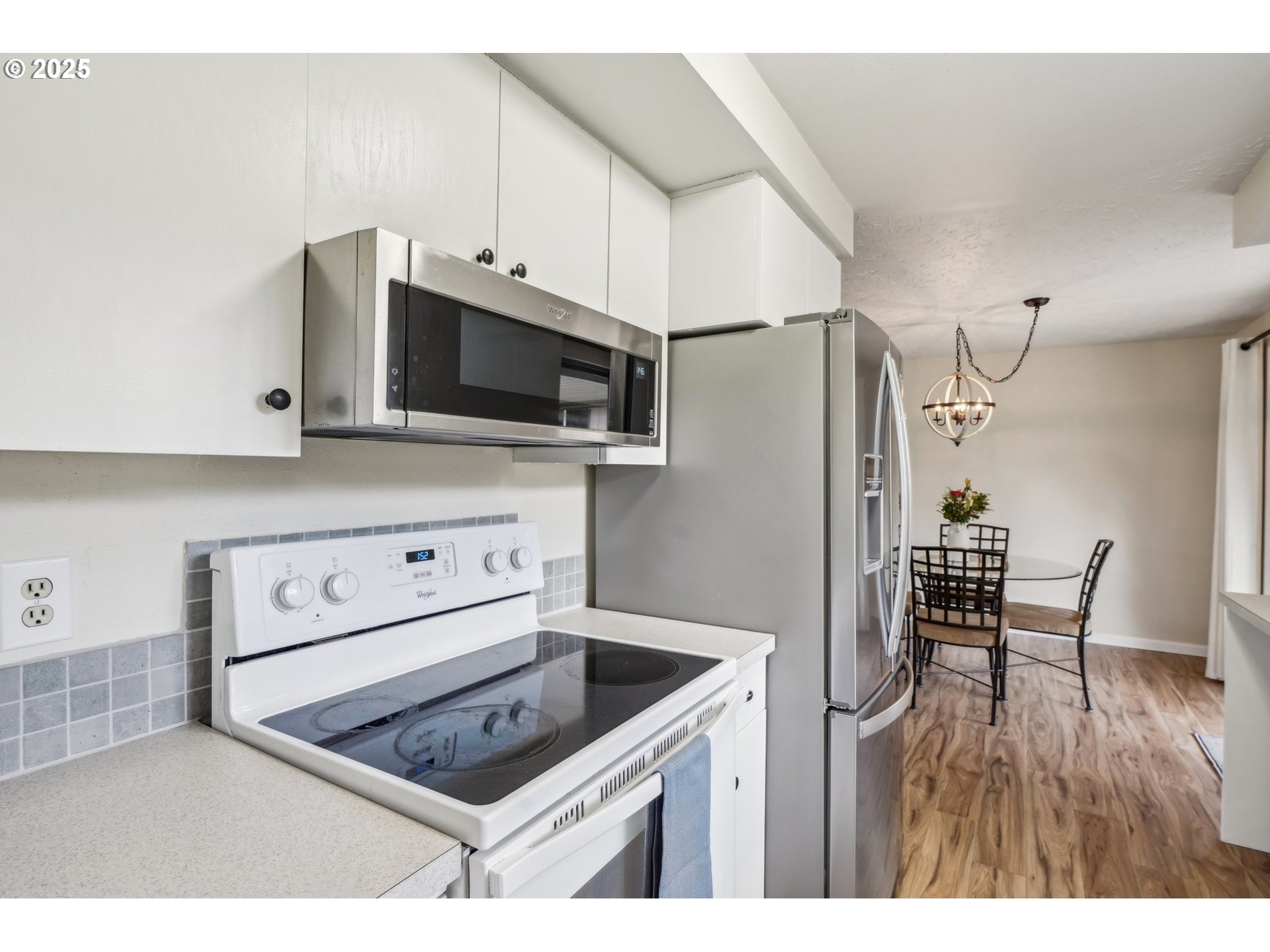 property viewer photo 11