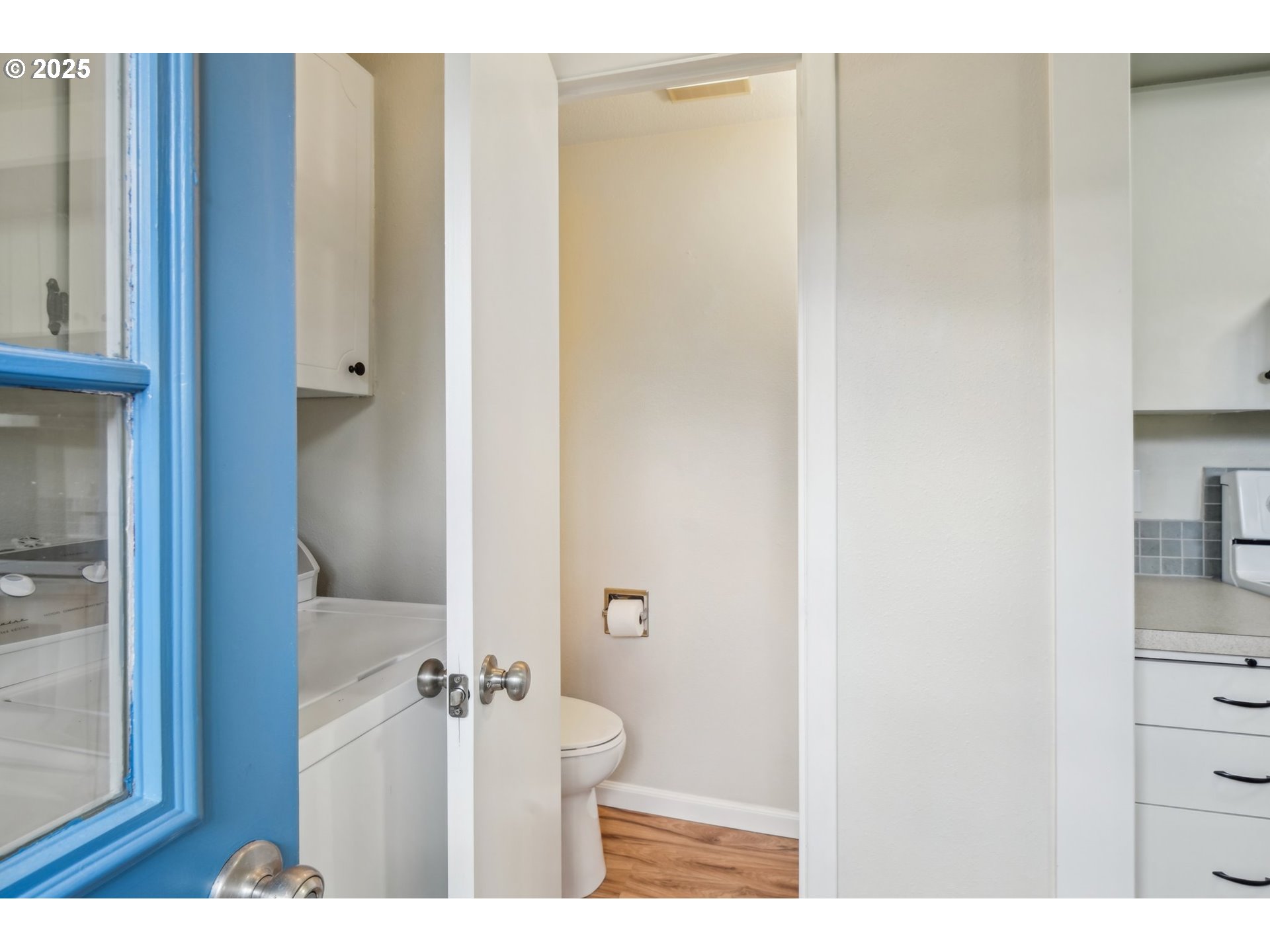 property viewer photo 19