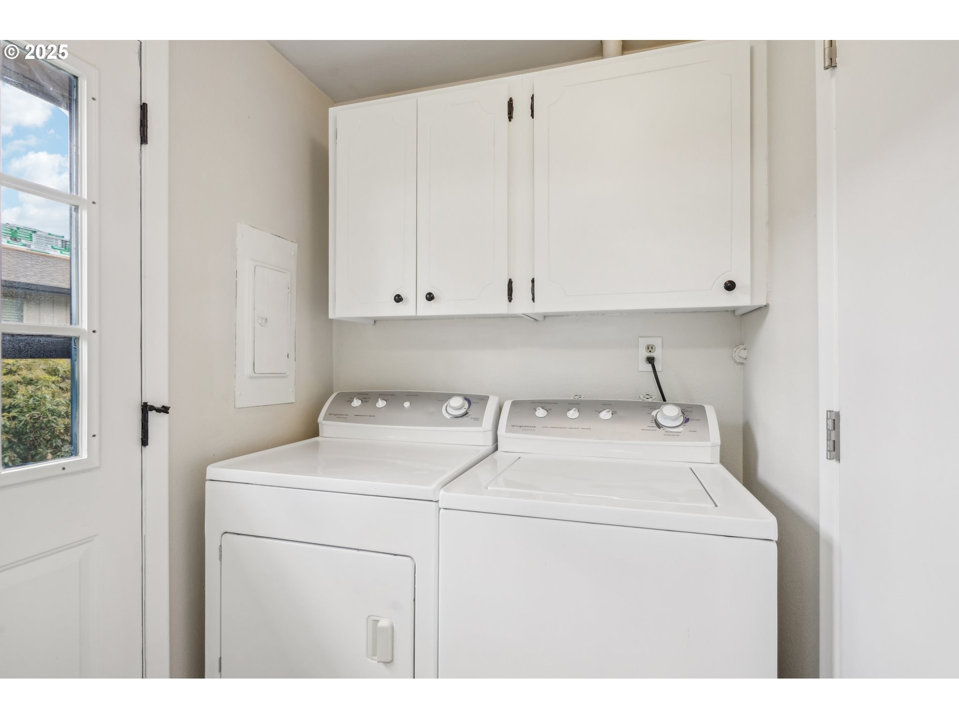 property viewer photo 20