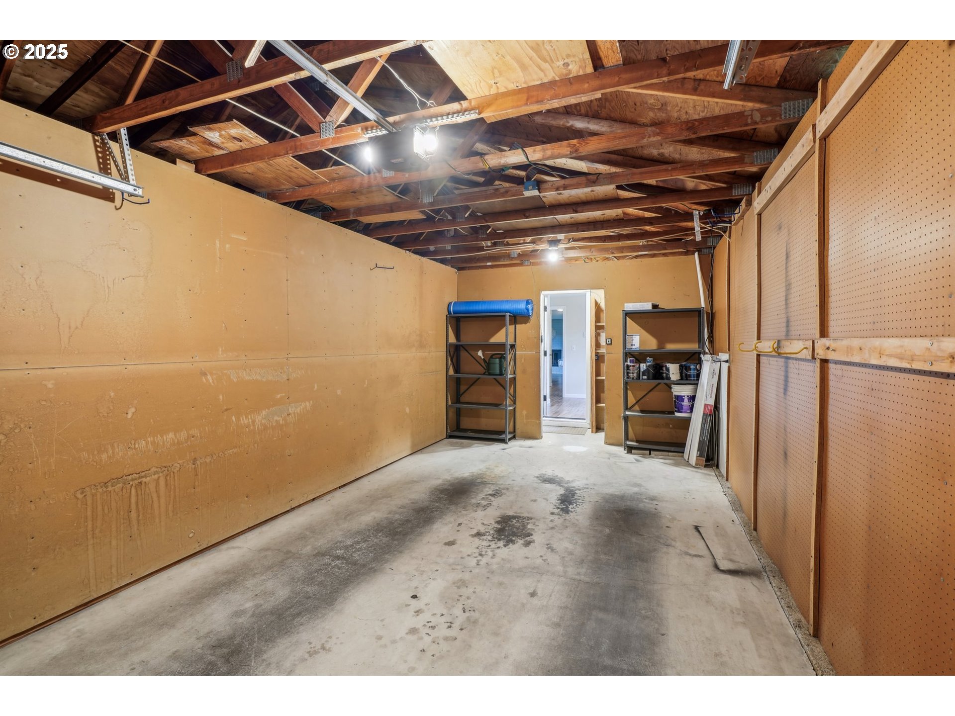 property viewer photo 24