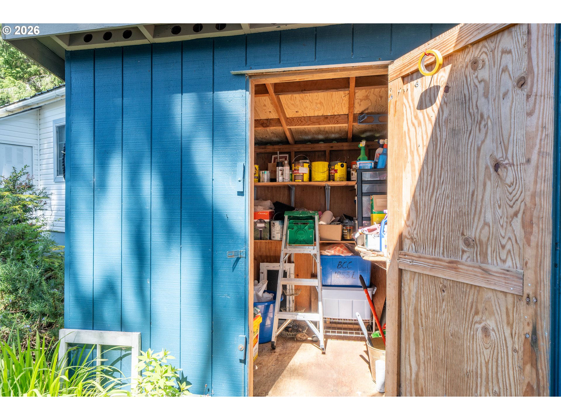 main property photo 23