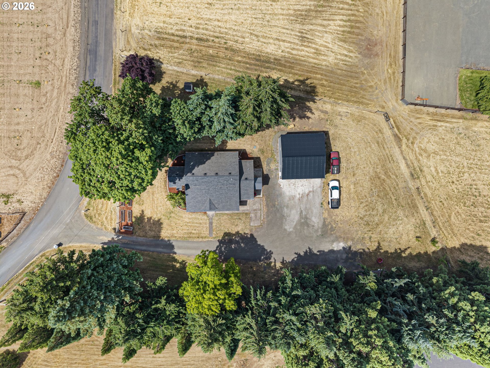 main property photo 40